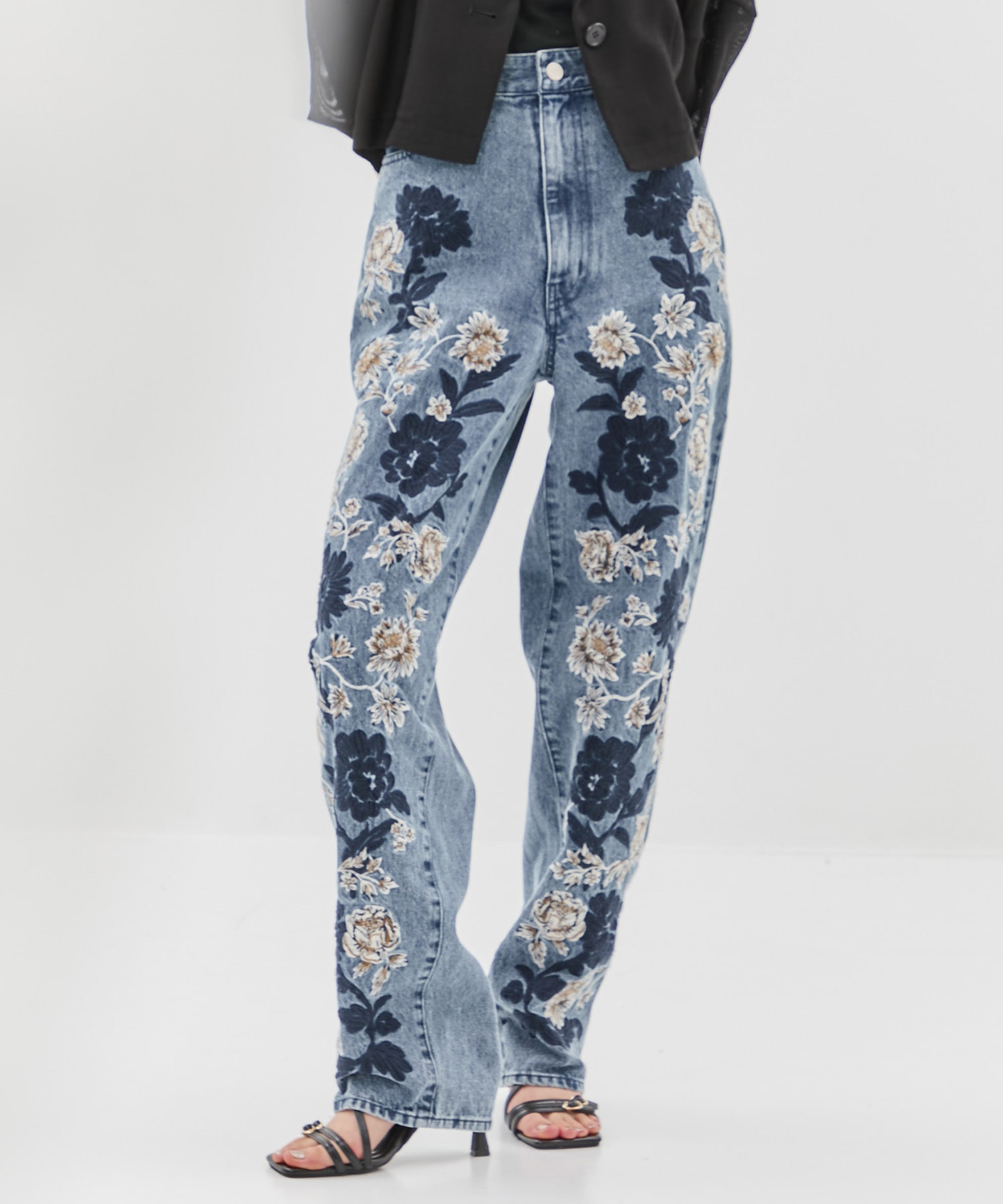 FLOWER EMBROIDERY PANTS