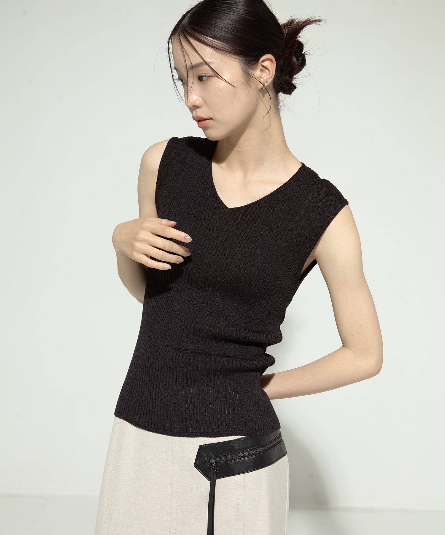 V-Neck Rib Knit Top