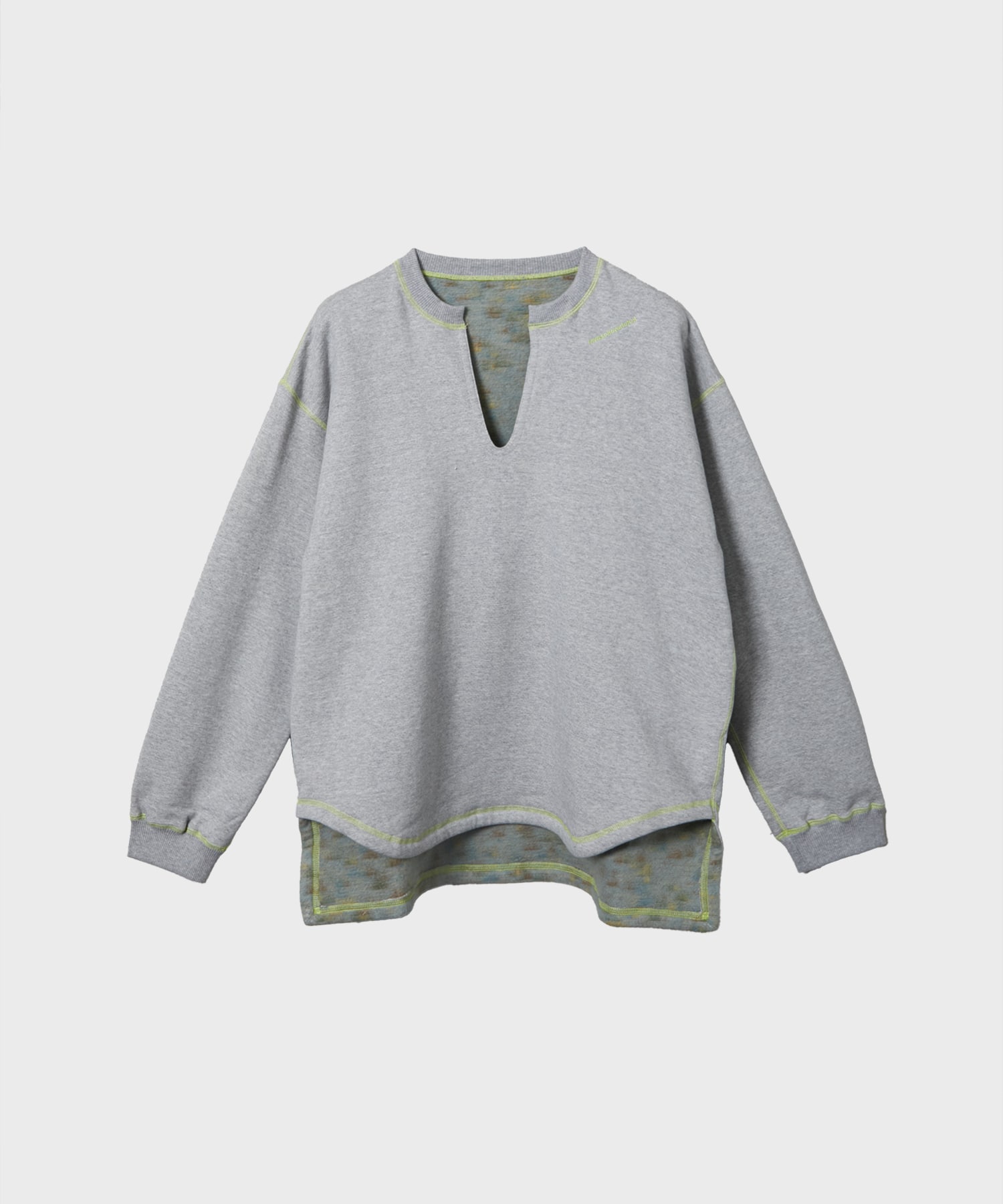 REVERSIBLE SLIT-NECK PULLOVER