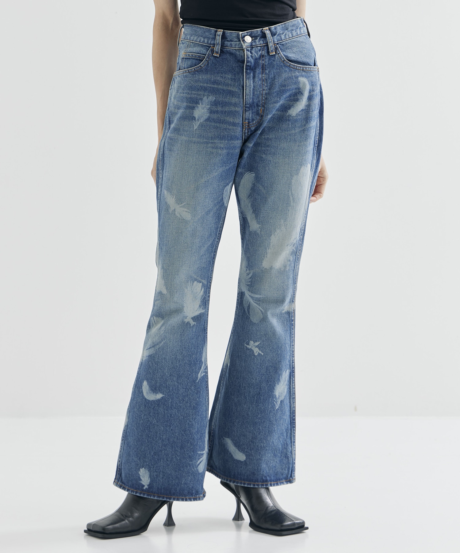 MASU BOYS FEATHER BELL-BOTTOM JEANS