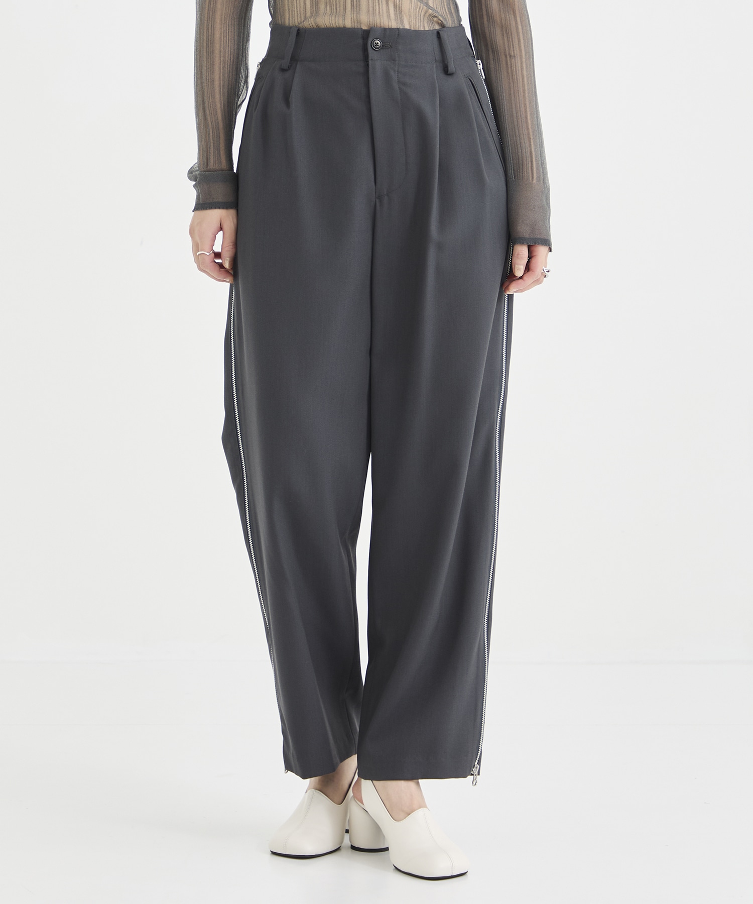 Dobby cloth side zip pants