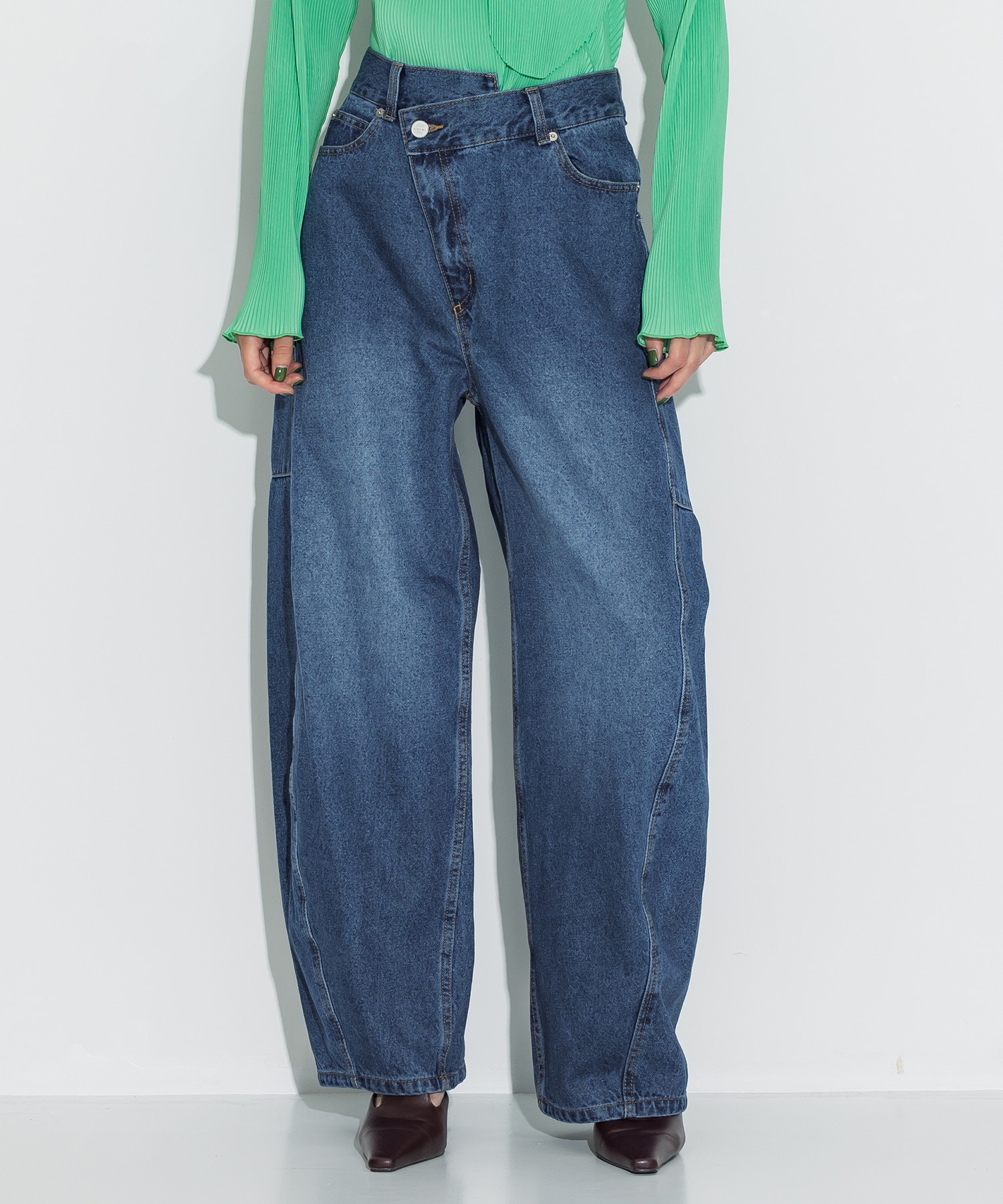 OVER WAIST SWITCHING DENIM