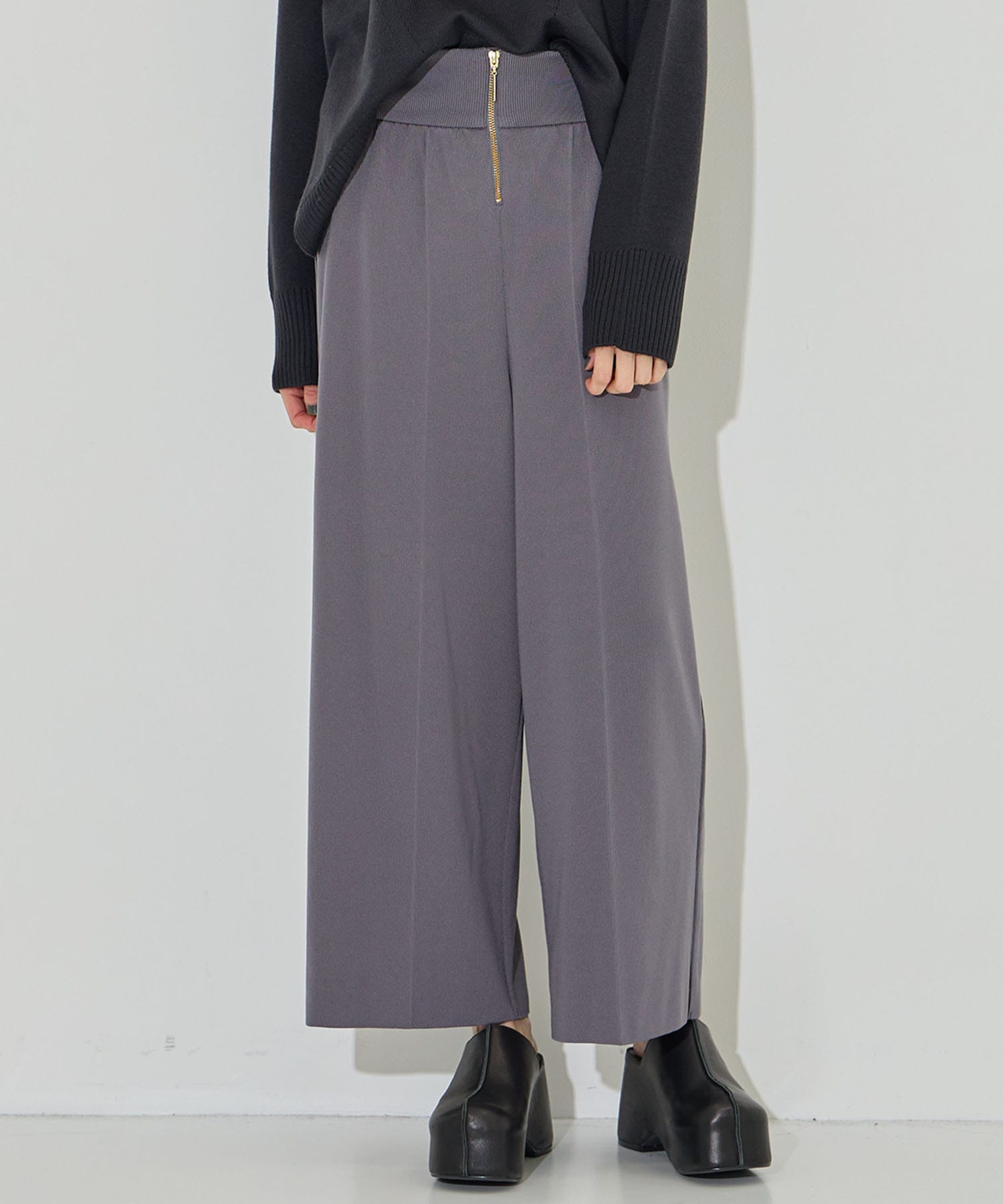 HIGH STRETCH KNIT SLACKS