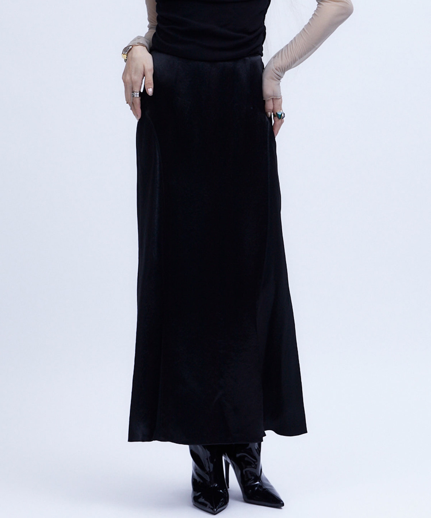 BACK SLIT ACETATE SATIN MAXI SKIRT