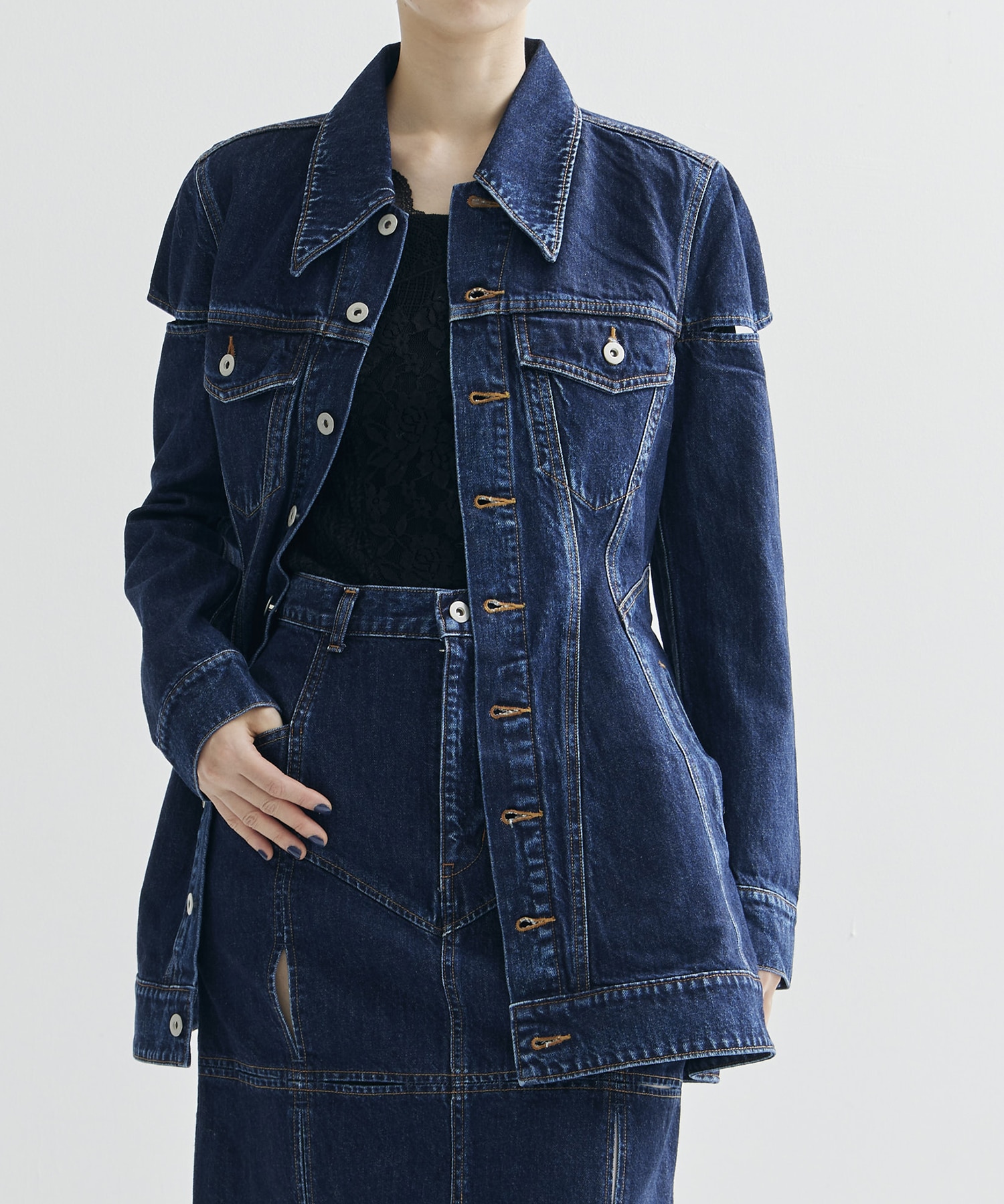 DENIM SLIT JACKET