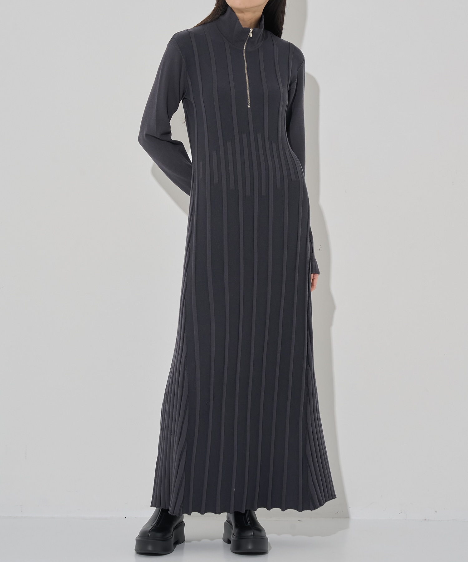 別注 ZIP KNIT DRESS