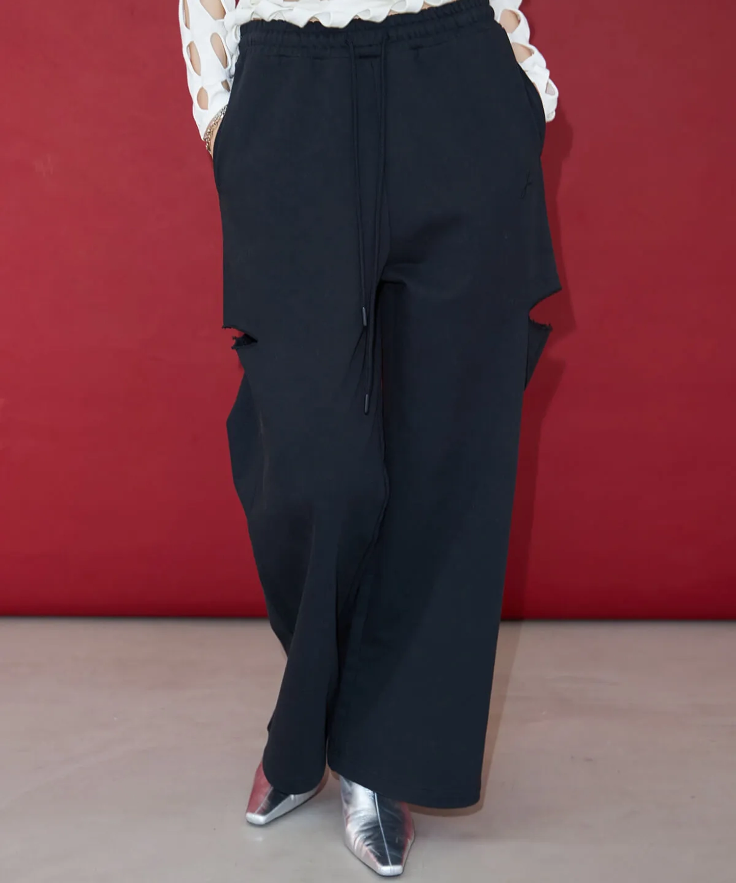 SIDE SLIT SWEAT PANTS