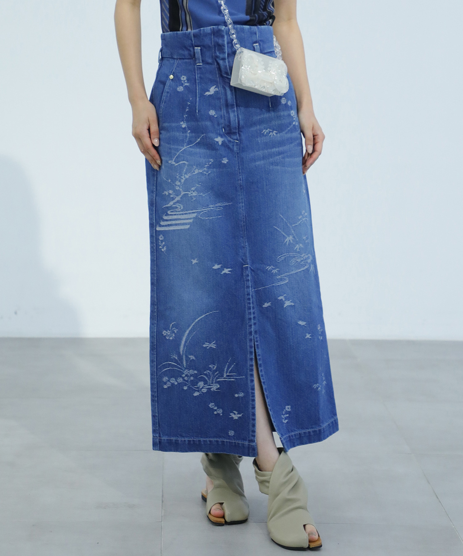 Nature Pattern Jacquard Denim Skirt