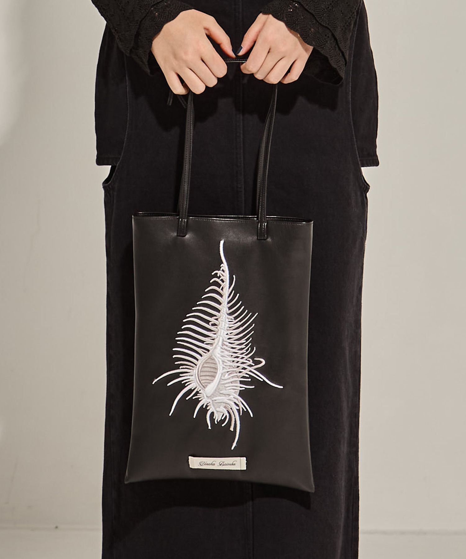 AKKIGAI leather bag