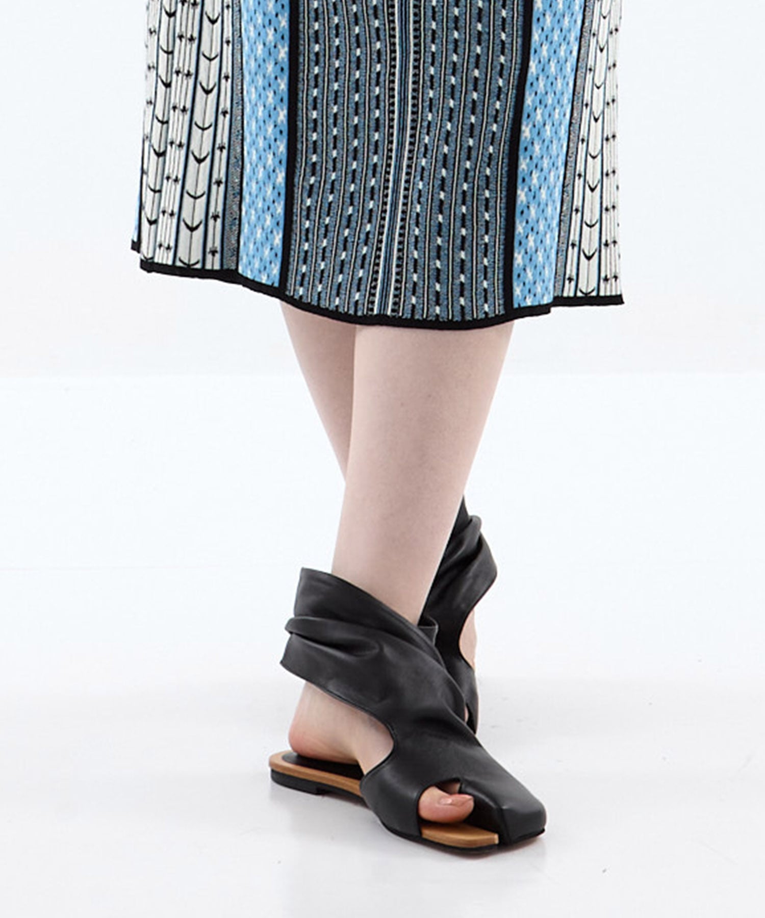 Sheep Leather Tabi Sandals