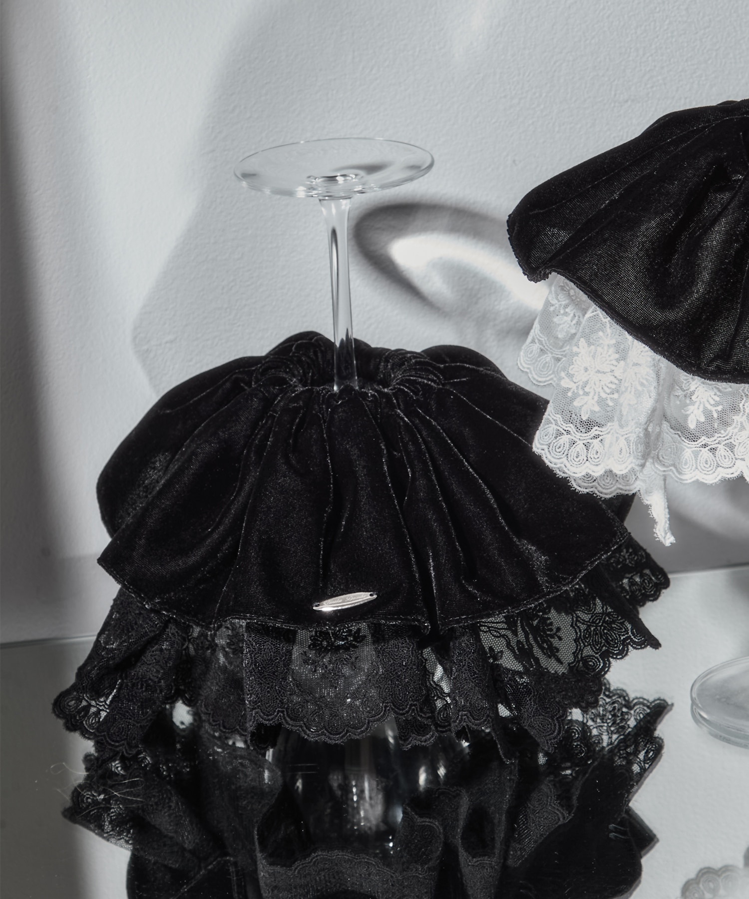 別注velour lace chou chou