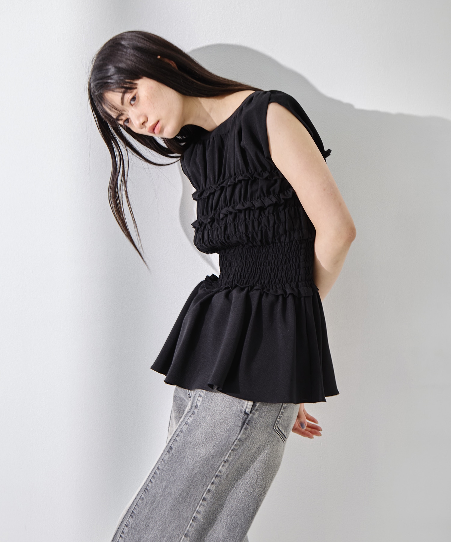 SHIRRING NO SLEEVE TOPS