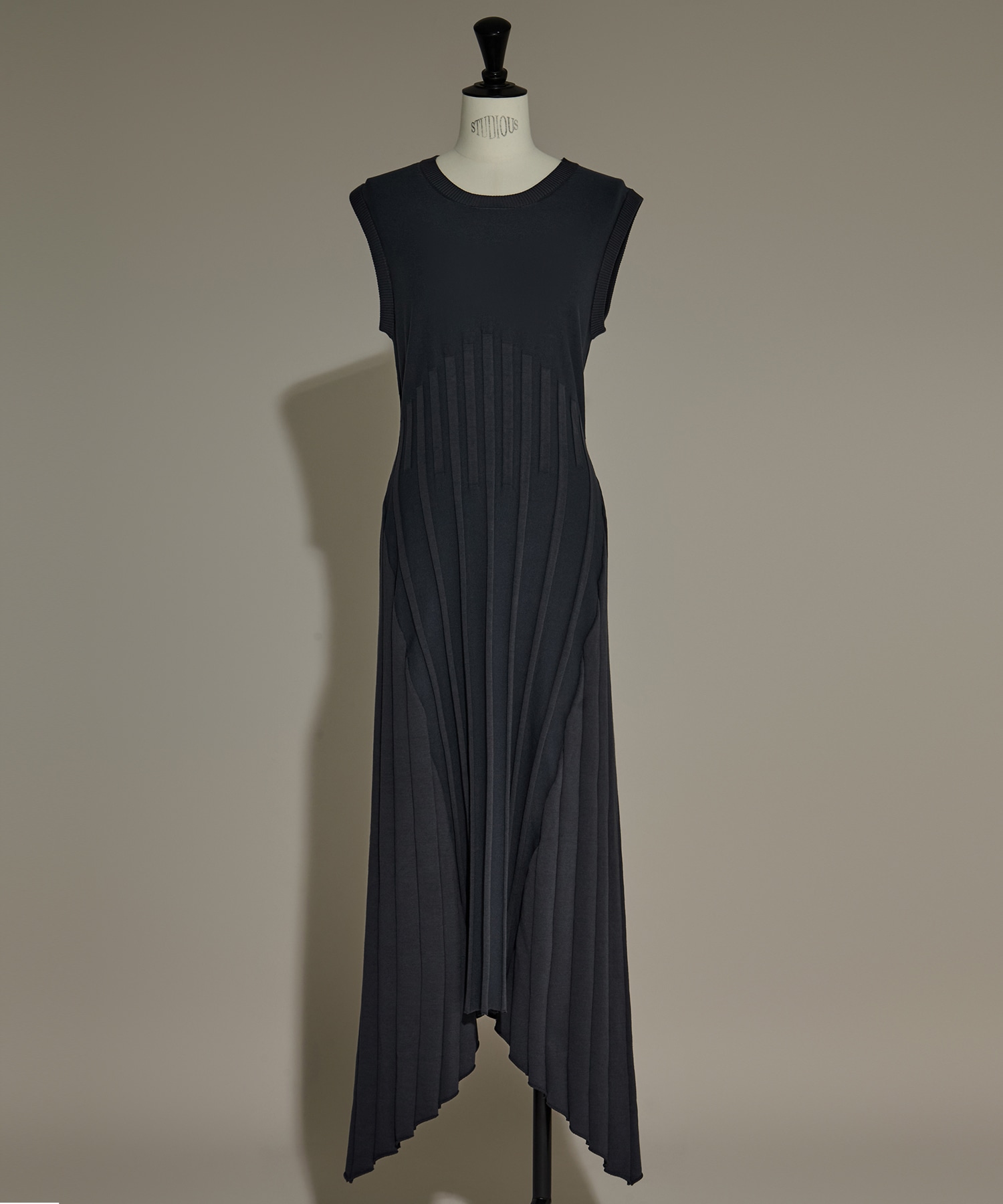 別注NO SLEEVE KNIT DRESS