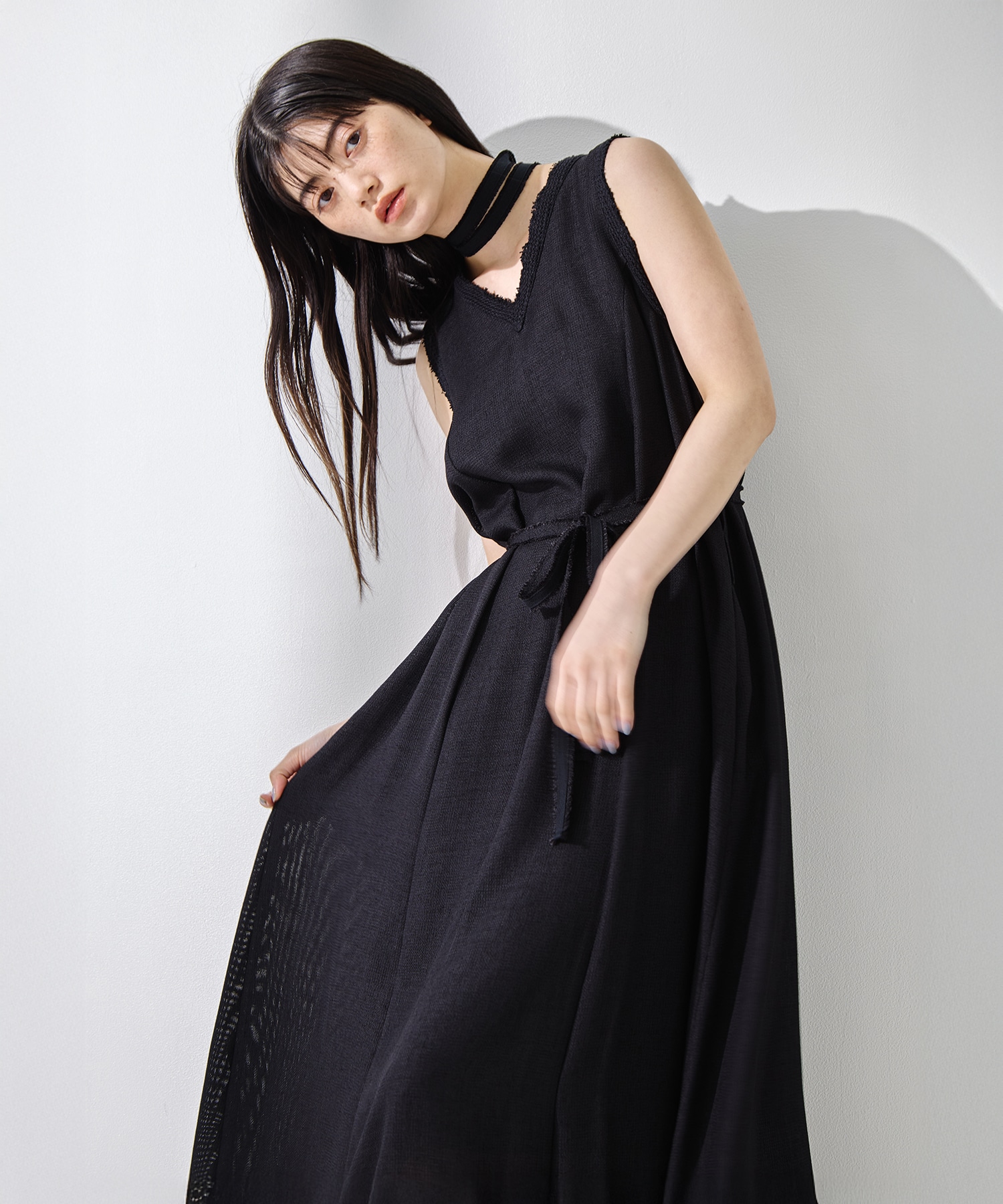 V Neck Sleeveless Mesh Dress