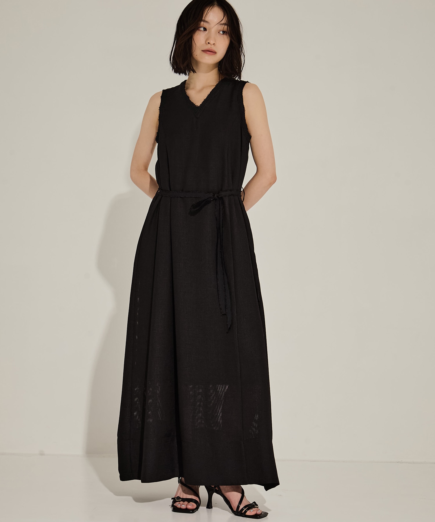 V Neck Sleeveless Mesh Dress