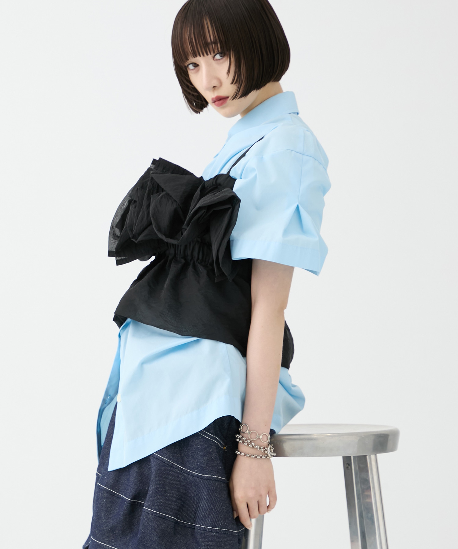 別注frower frill vest