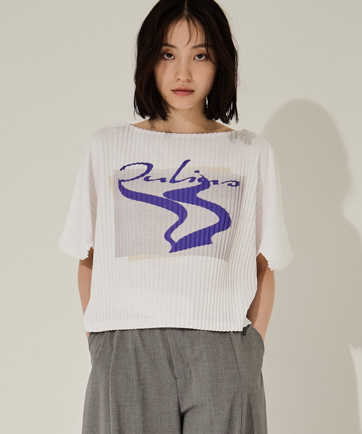 Pleats T-shirt