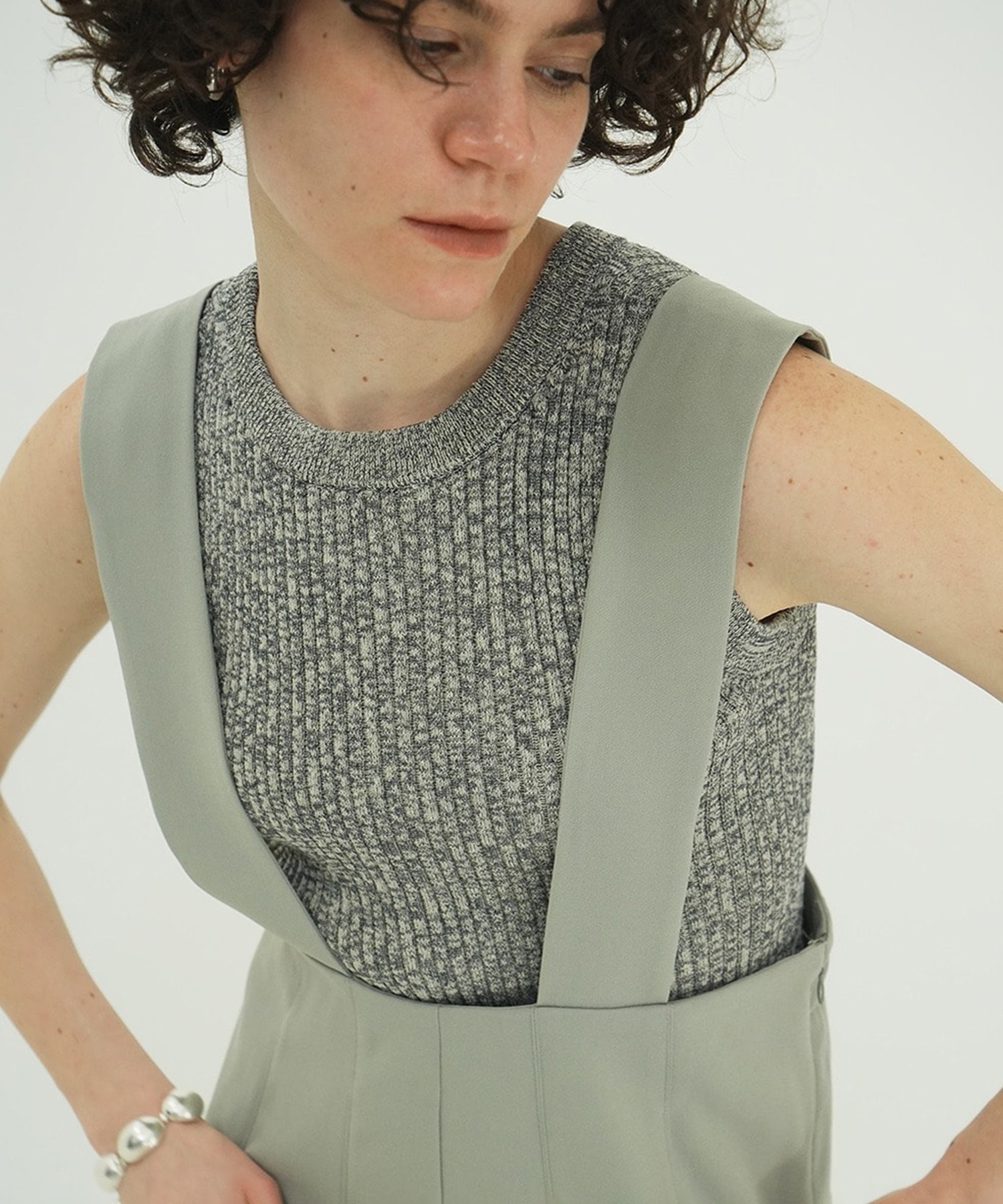 W FACE HALL KNIT TOPS