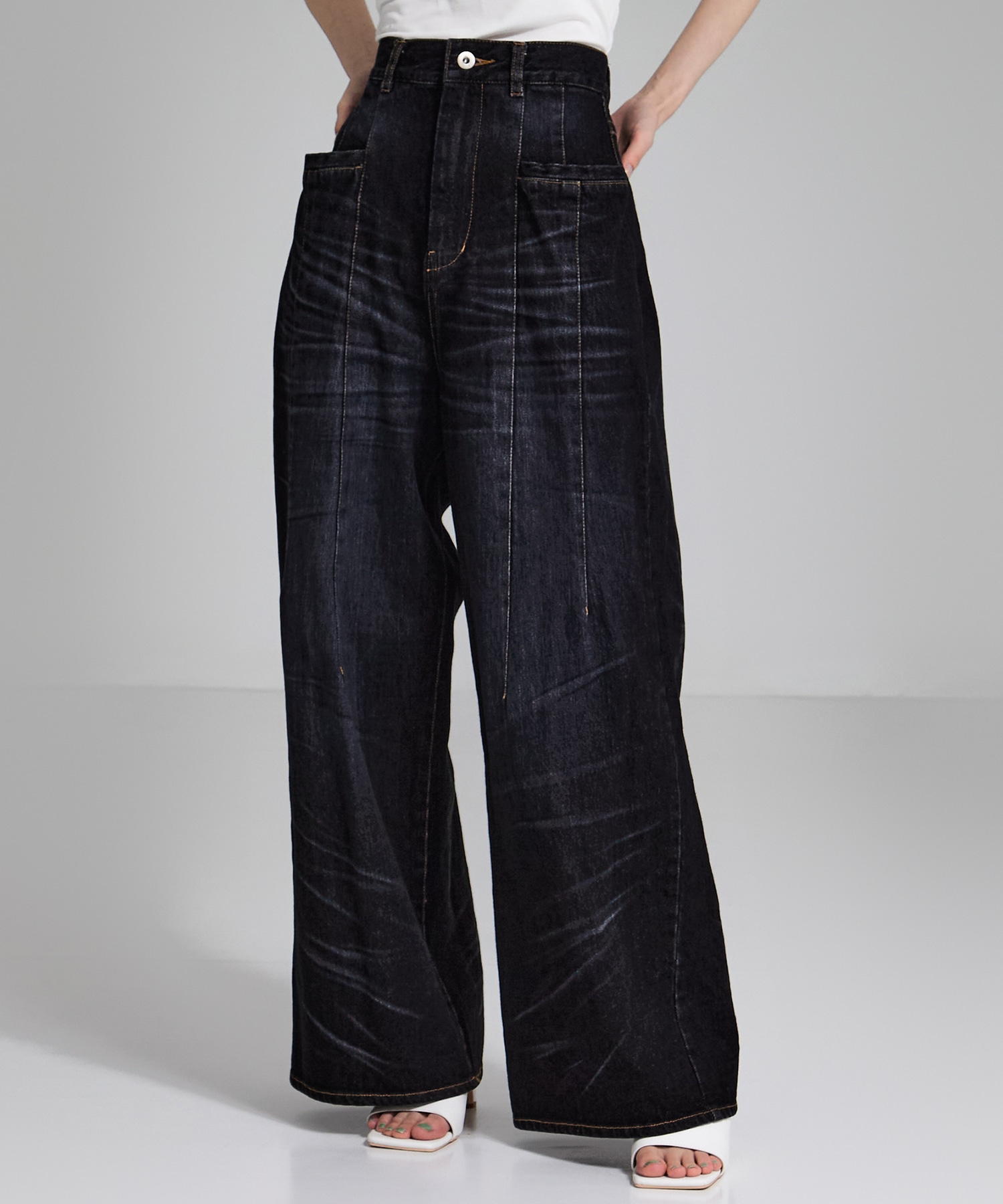 Tucked Wide Leg Jeans