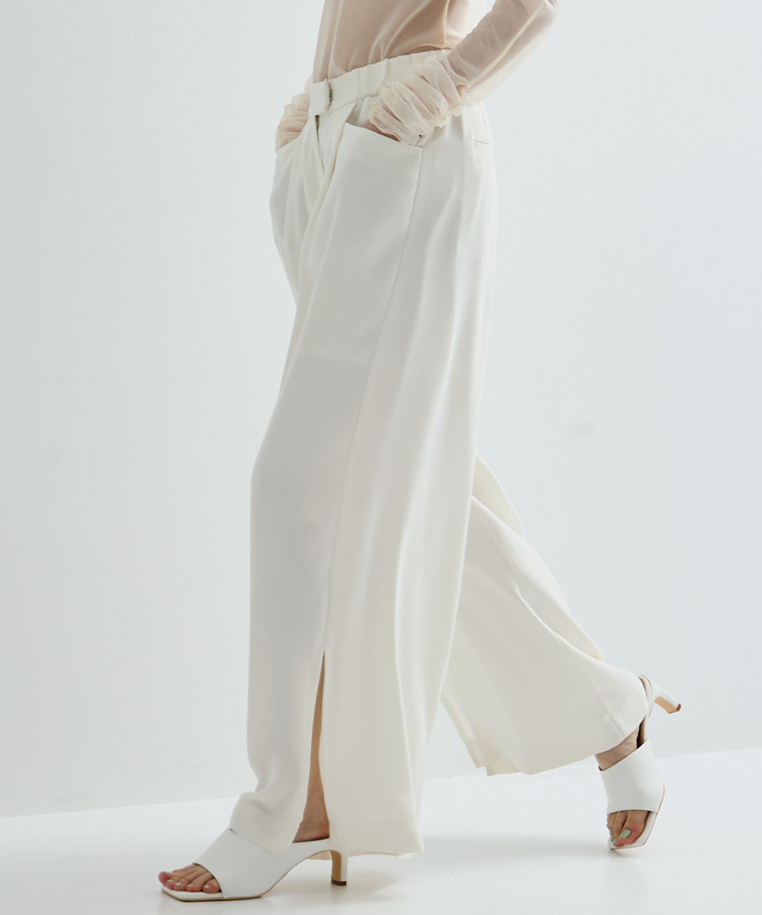 BACK SATIN SIDE SLIT PANTS