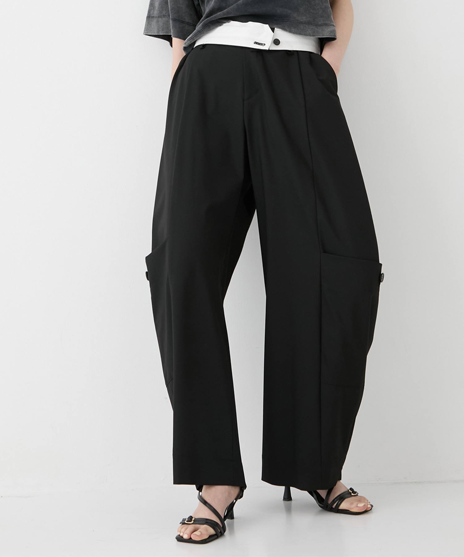 Barrel Leg Cargo Trousers