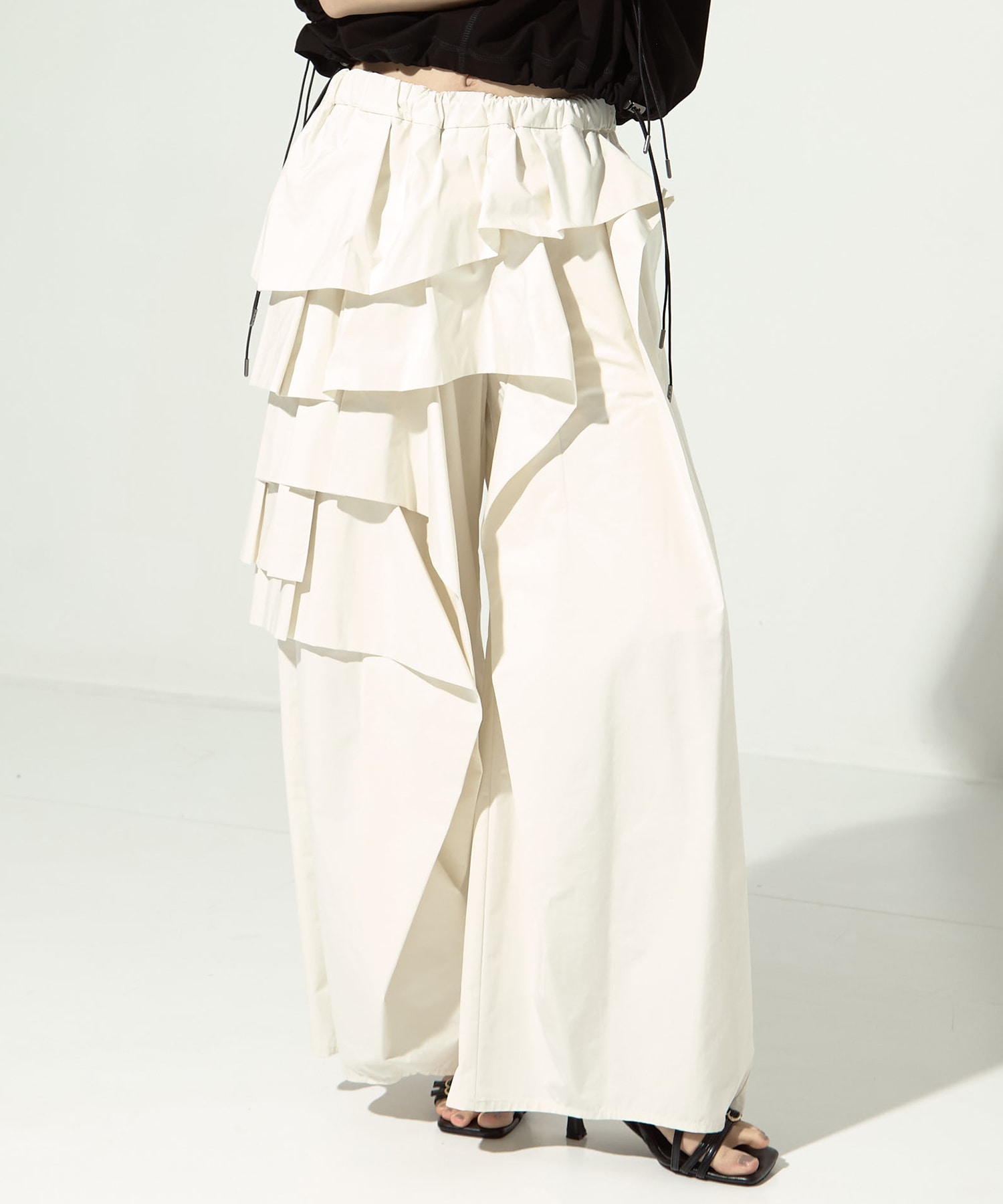 別注 RUFFLE PANTS