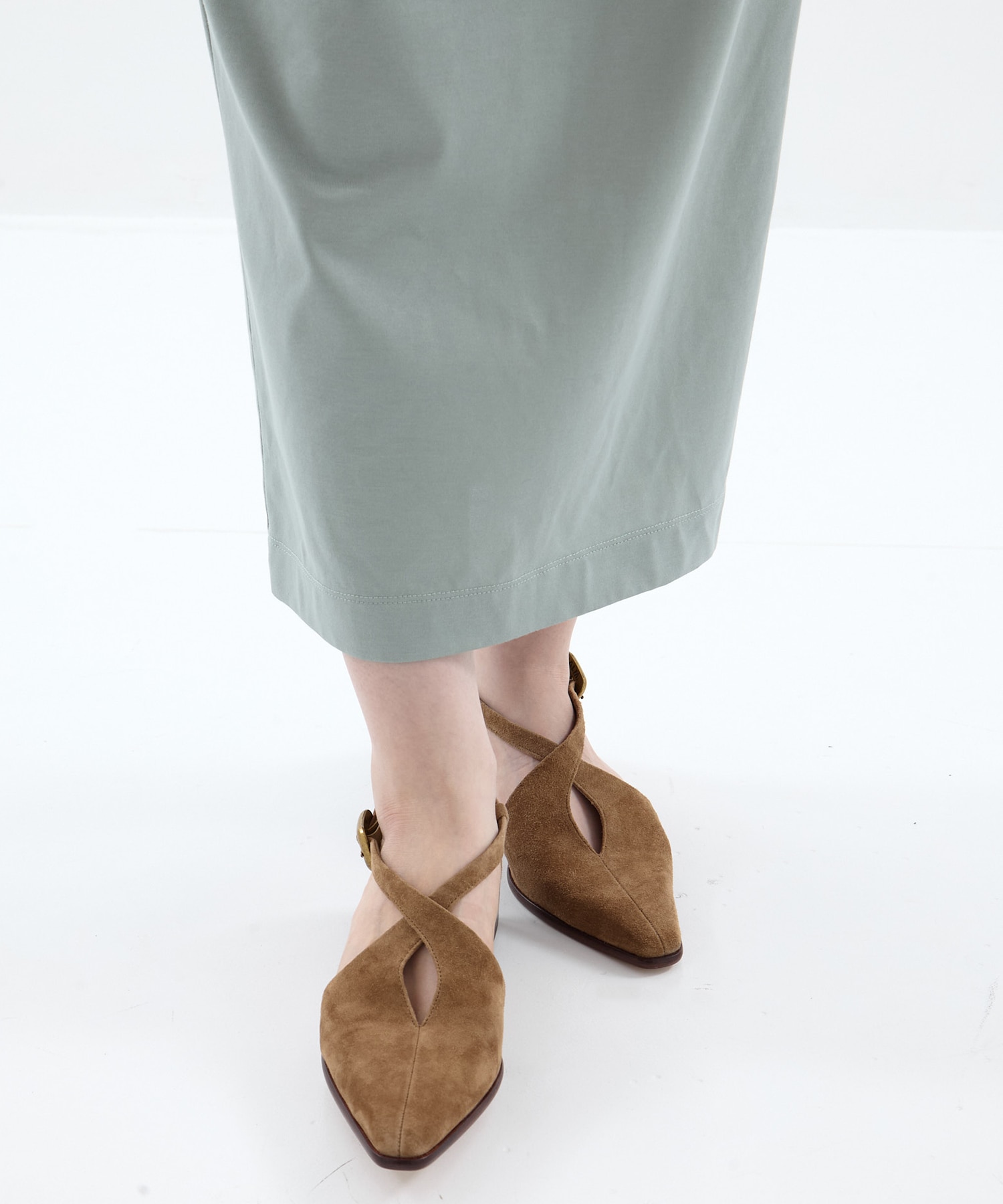EIN LEATHER PUMPS