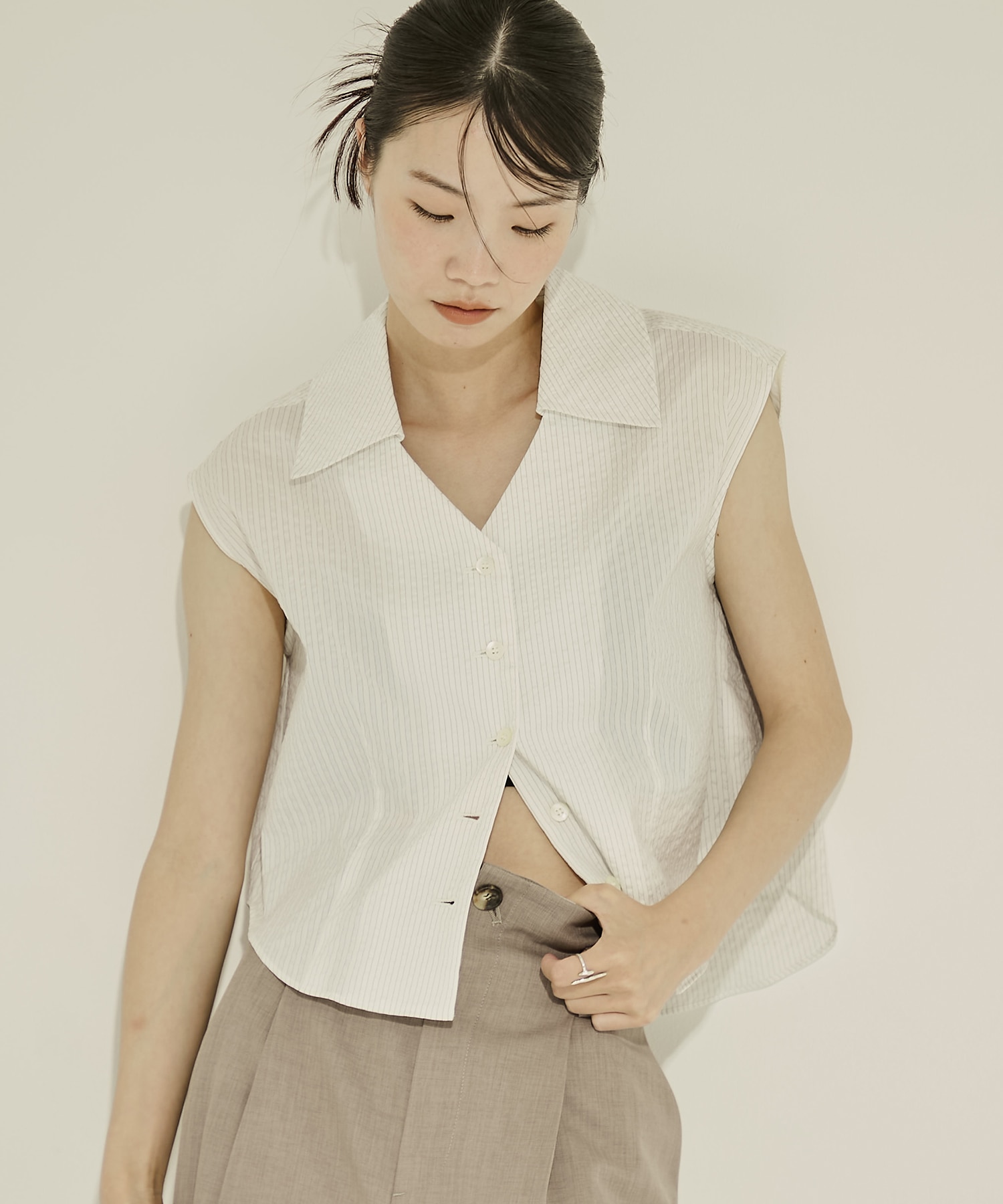 Seersucker Sleeveless Shirt