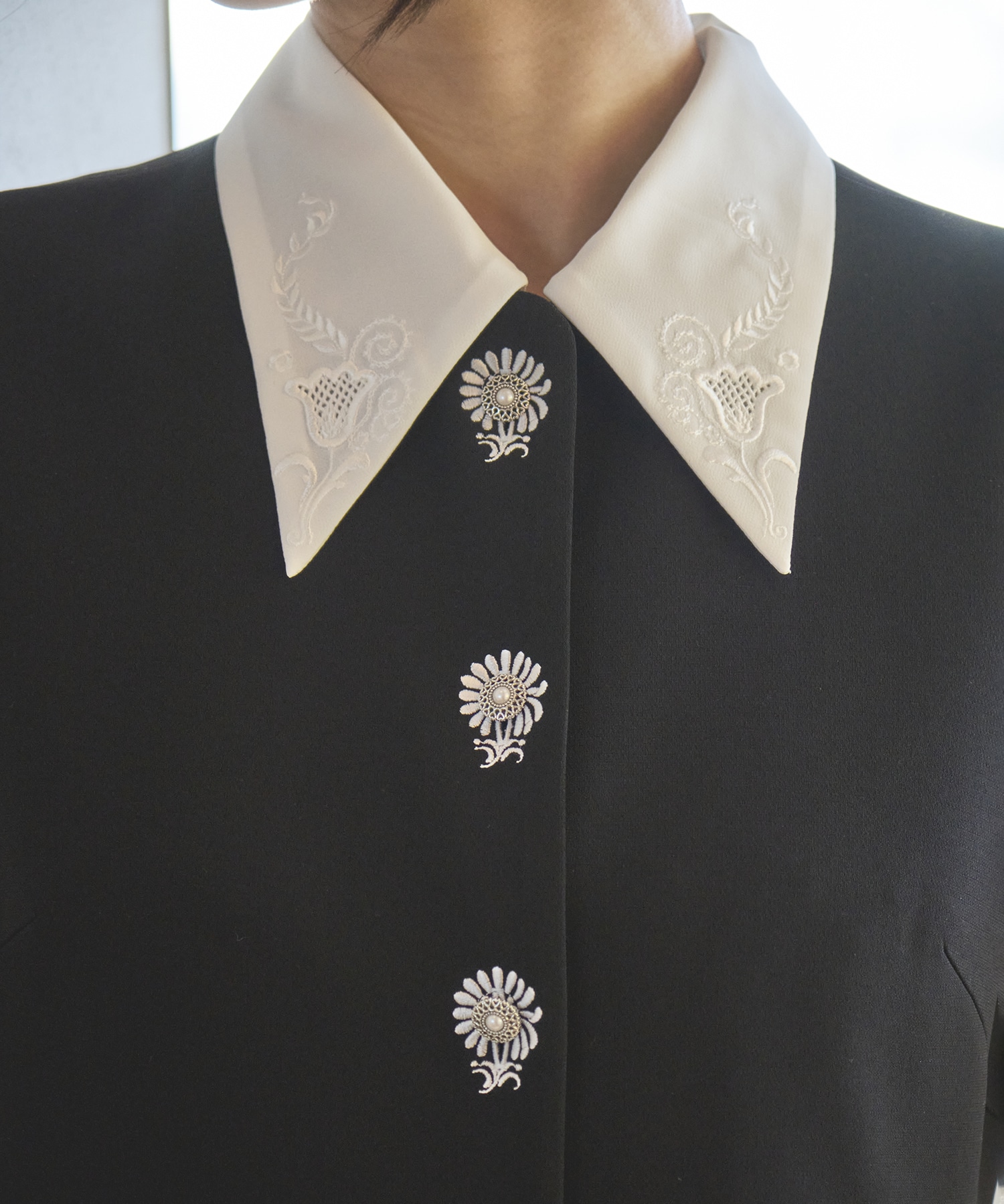 Acetate Polyester Embroidered Buttonholes Sleeveless Dress