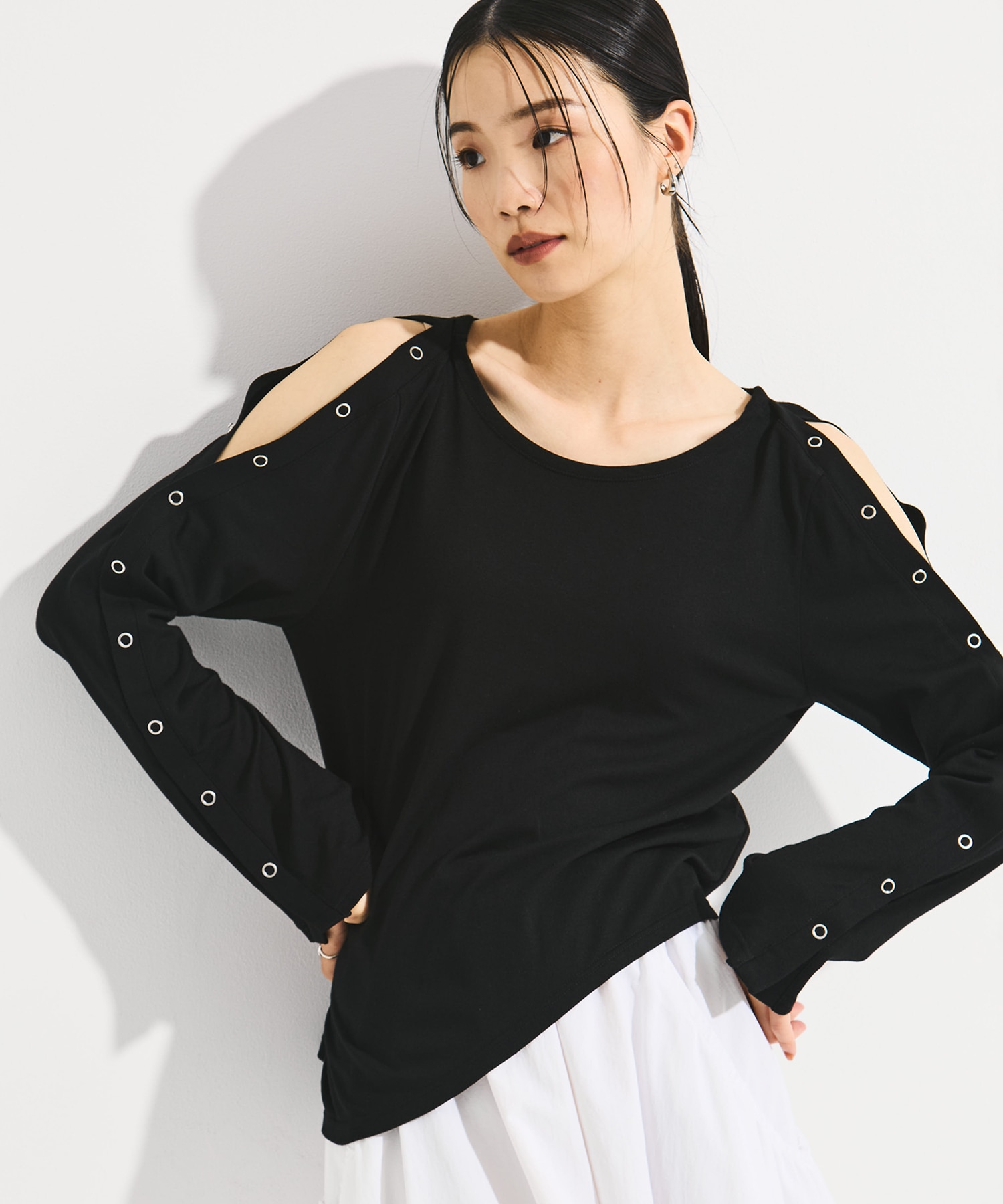 SHOULDER SNAP LONG SLEEVE TEE