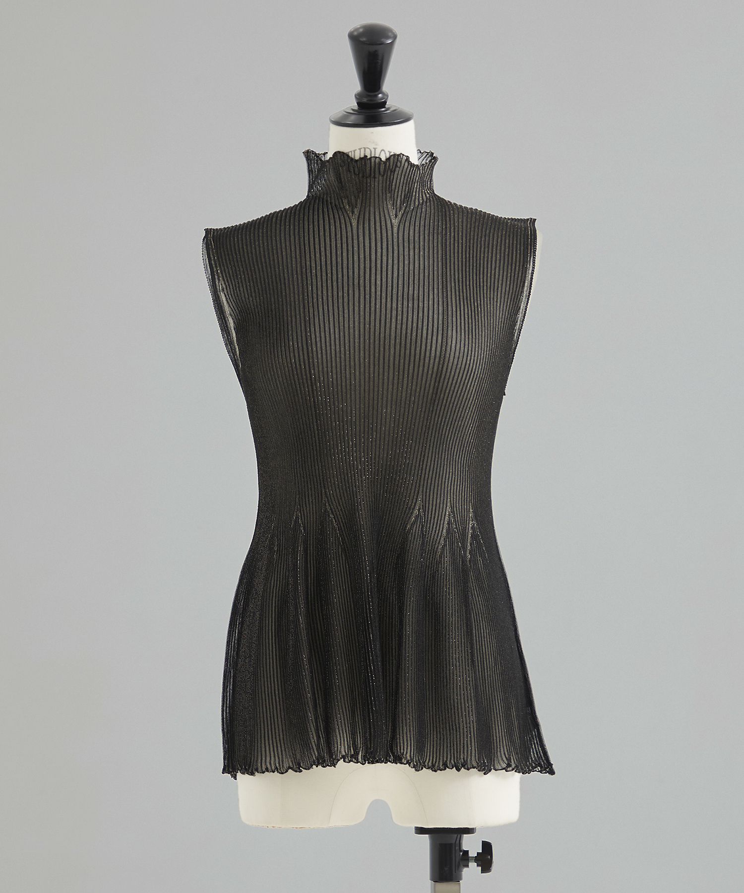 HYPHA LUCENT GLITTER SLEEVELESS TOP