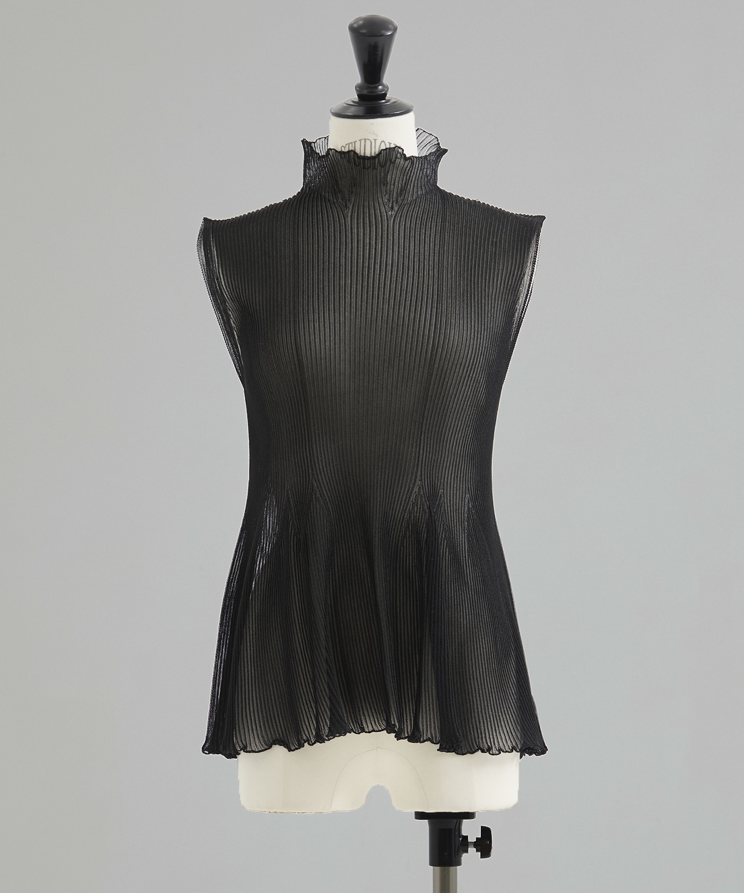 HYPHA LUCENT GLITTER SLEEVELESS TOP