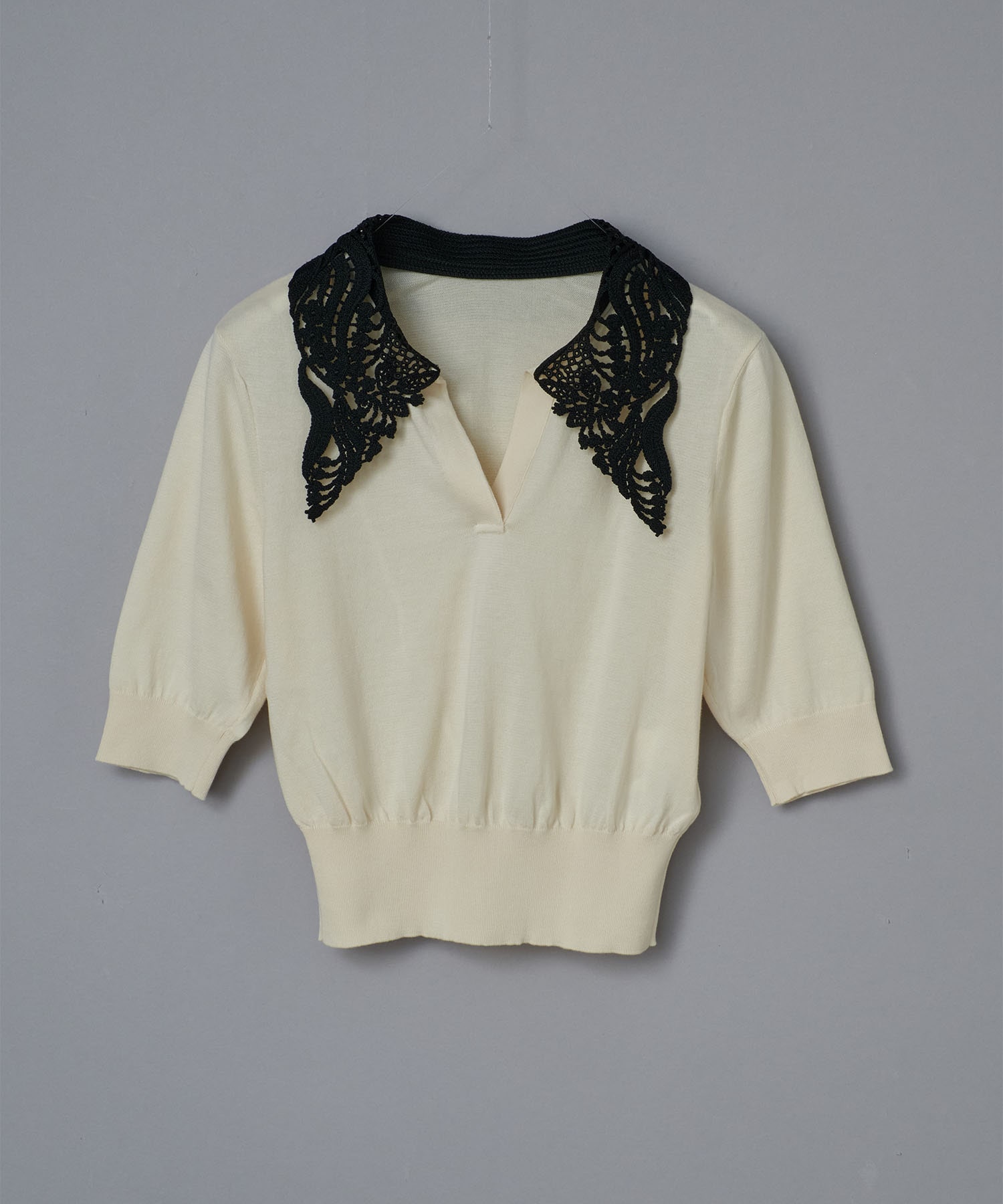 Embroidery Collar Knitted Top