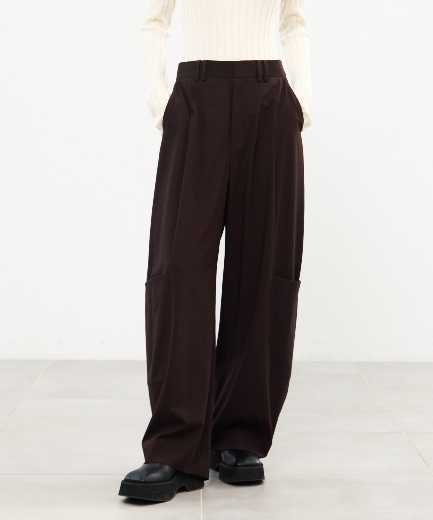 Soft Barrel Leg Cargo Trousers