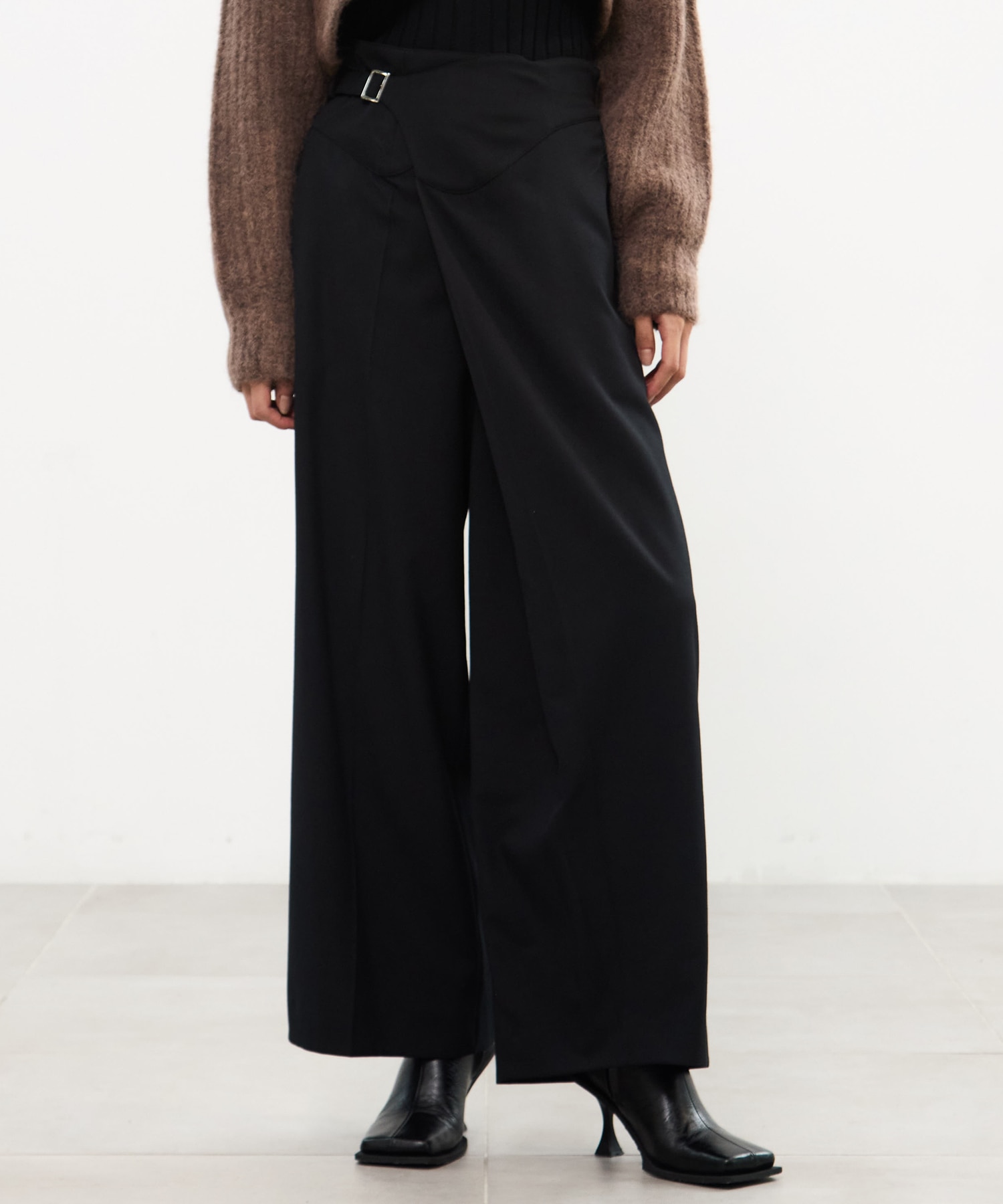 Gurkha asymmetry slacks