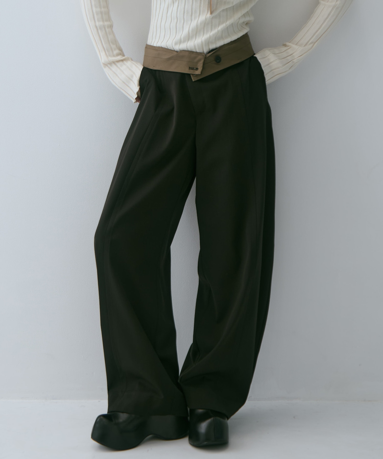 Wool Barrel Leg Trousers