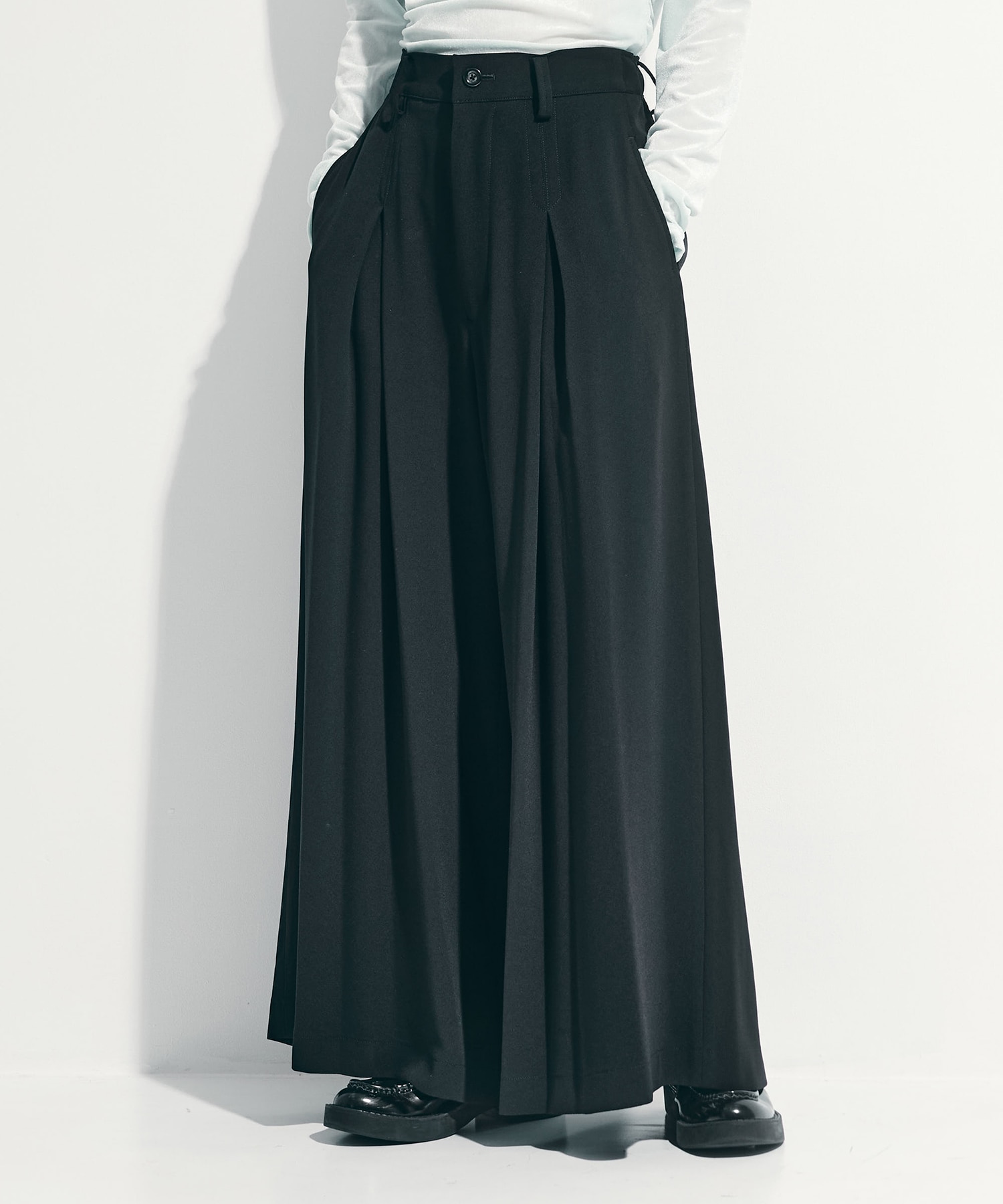 別注Inverted Tuck Flare PNT