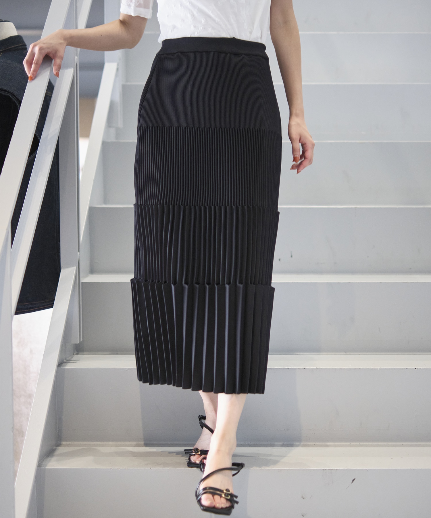 ACCORDION SKIRT