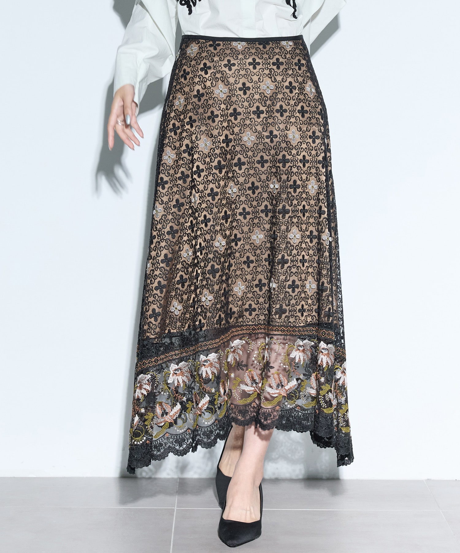Everlasting embroidery lace skirt