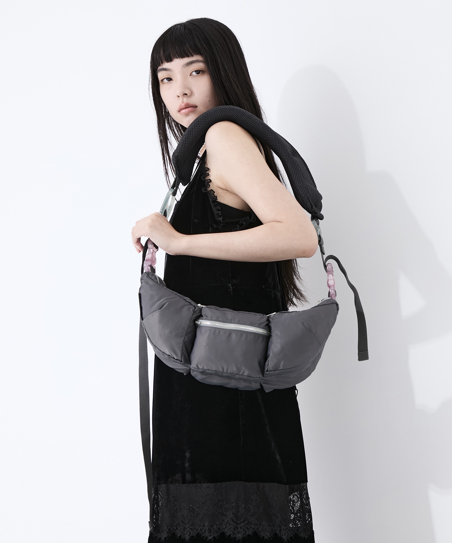 残り1点　ストレート　S ブラック　グレー　studious 24ss　新品 STUDIOUS〈ステュディオス〉 (@studious_official) • Instagram