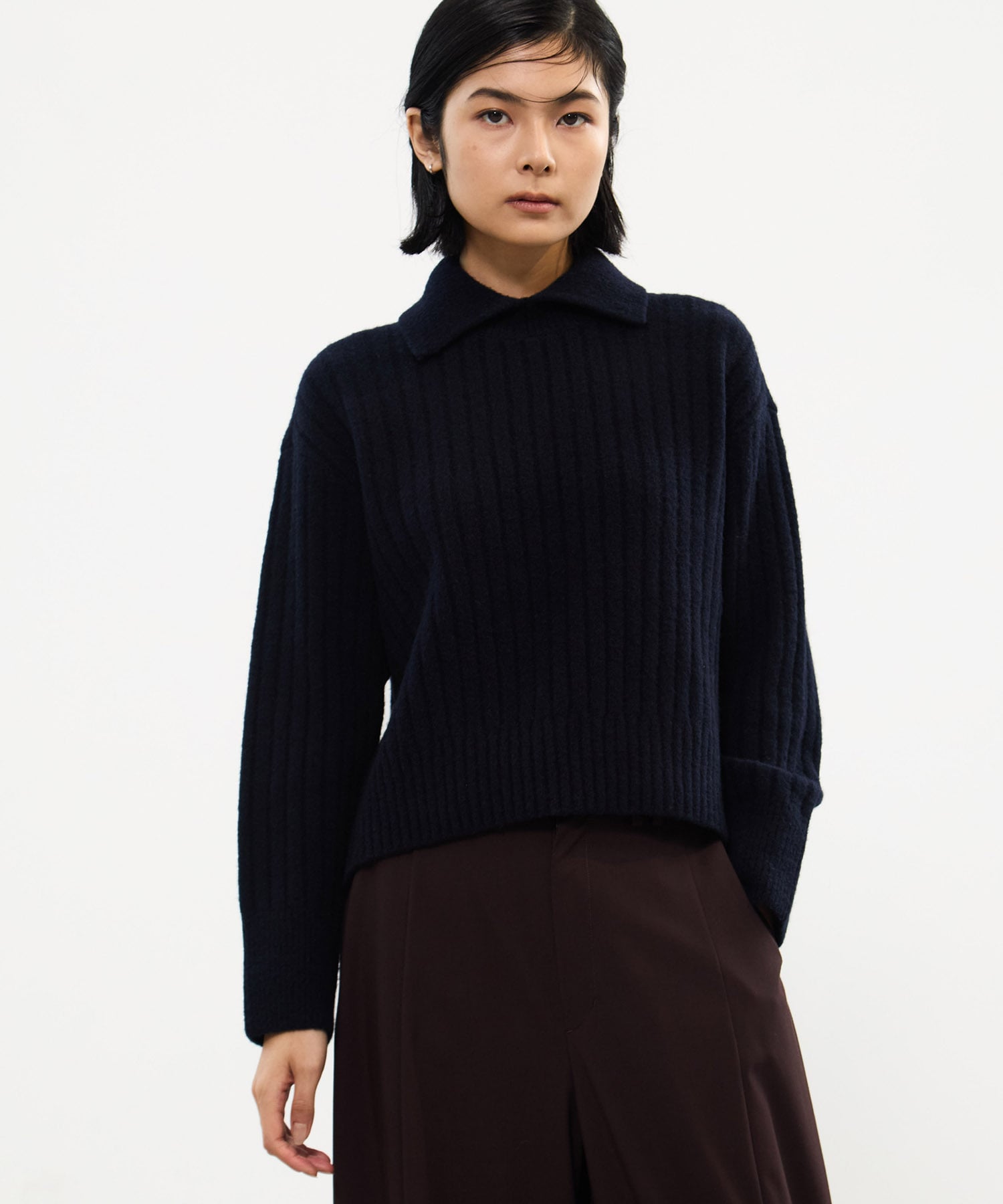Cropped Collar Knit