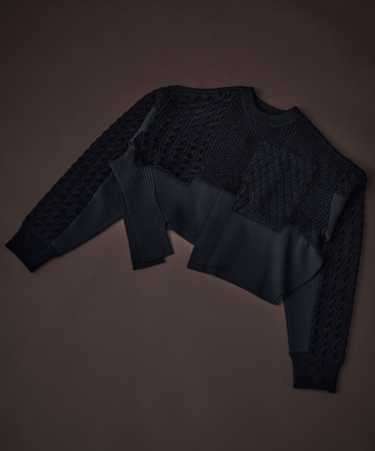 CABLE LAYER SHORT KNIT TOP