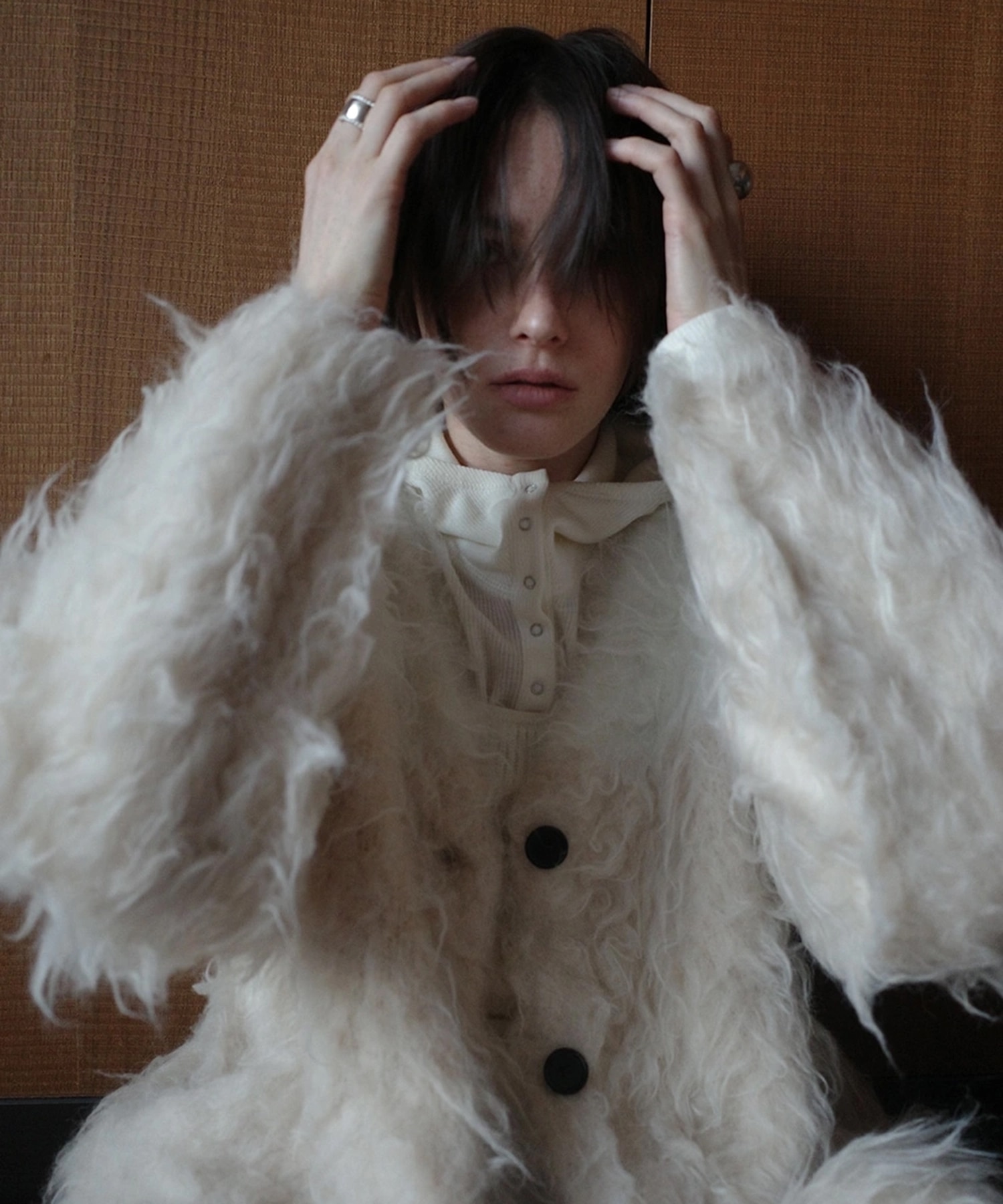BI COLOR SHAGGY KNIT CARDIGAN