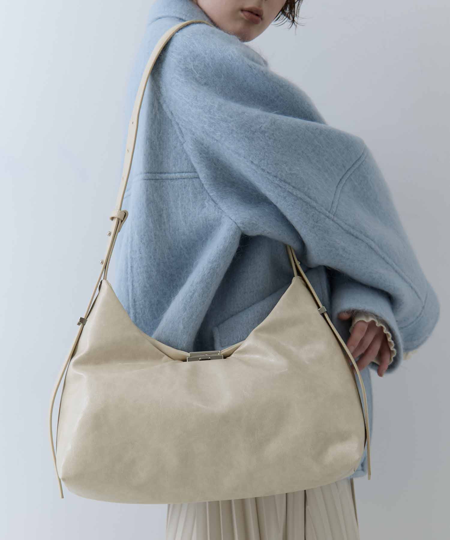 UND PARTS ACCENT ONE HANDLE BAG