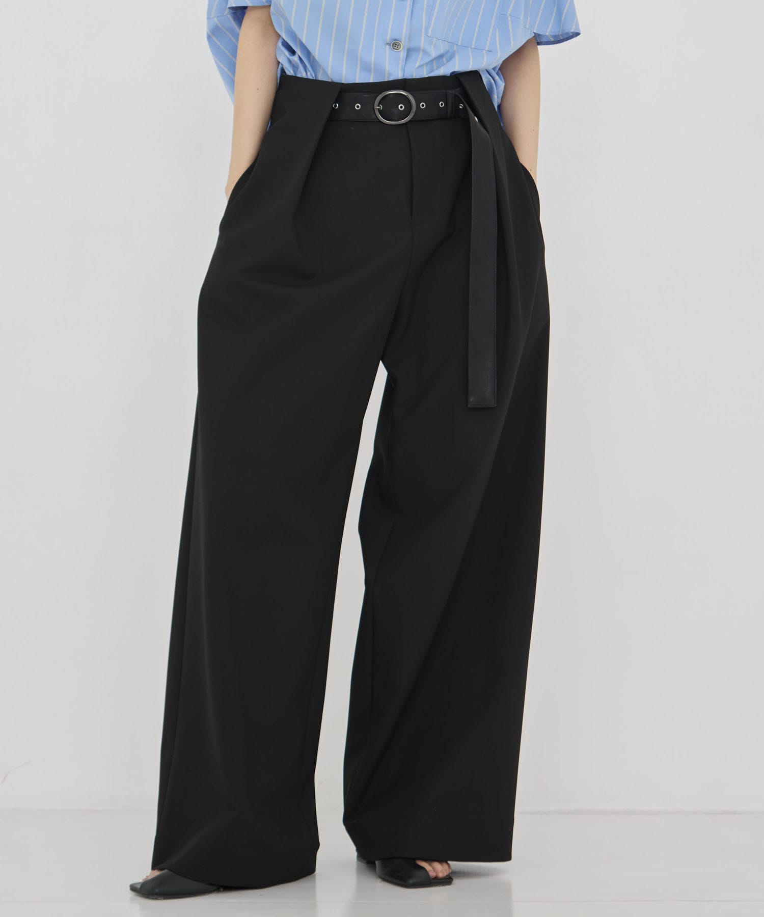 Belted Stretch Trousers
