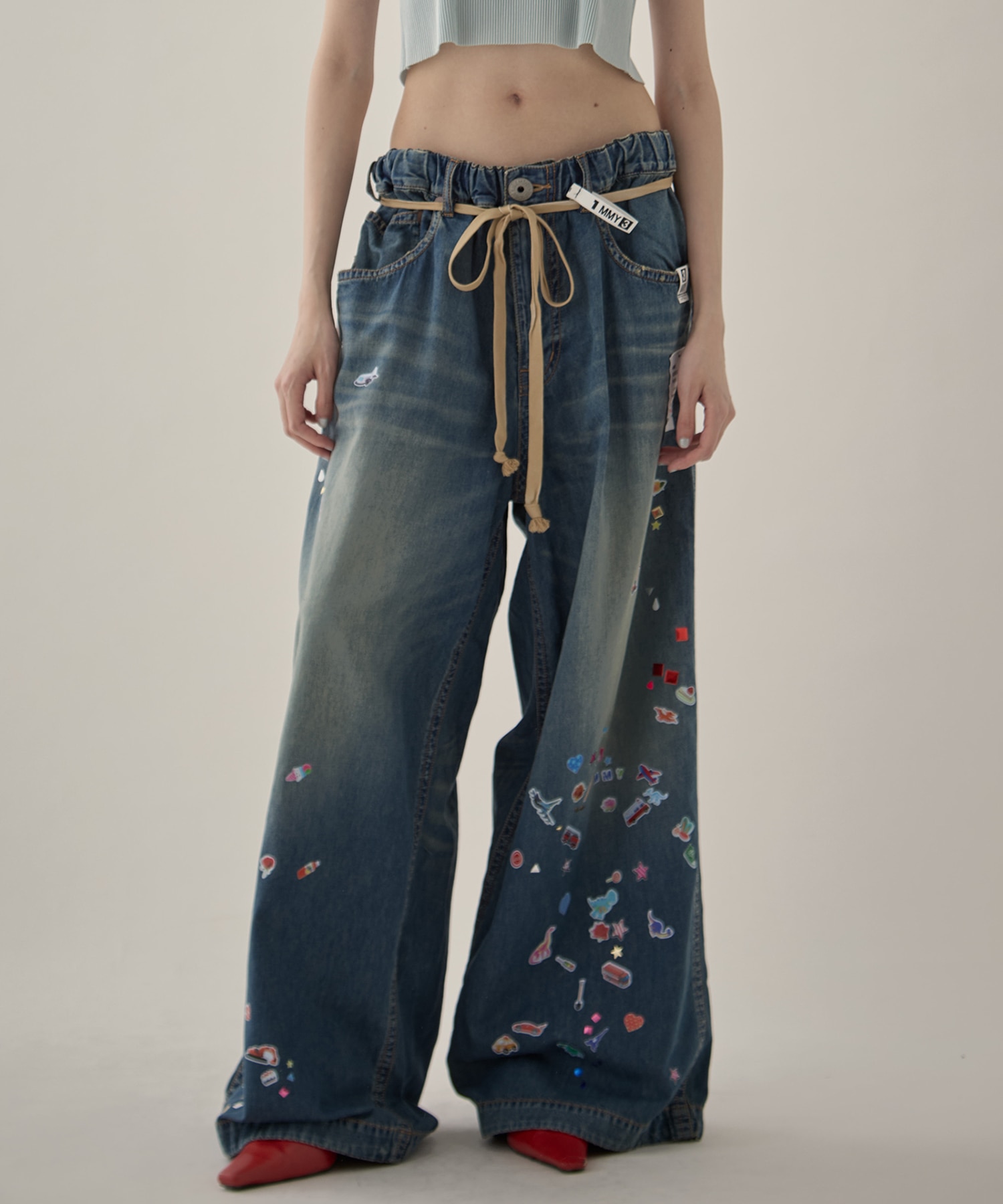 DENIM HUGE DETAIL PANTS w KIDS STICKER