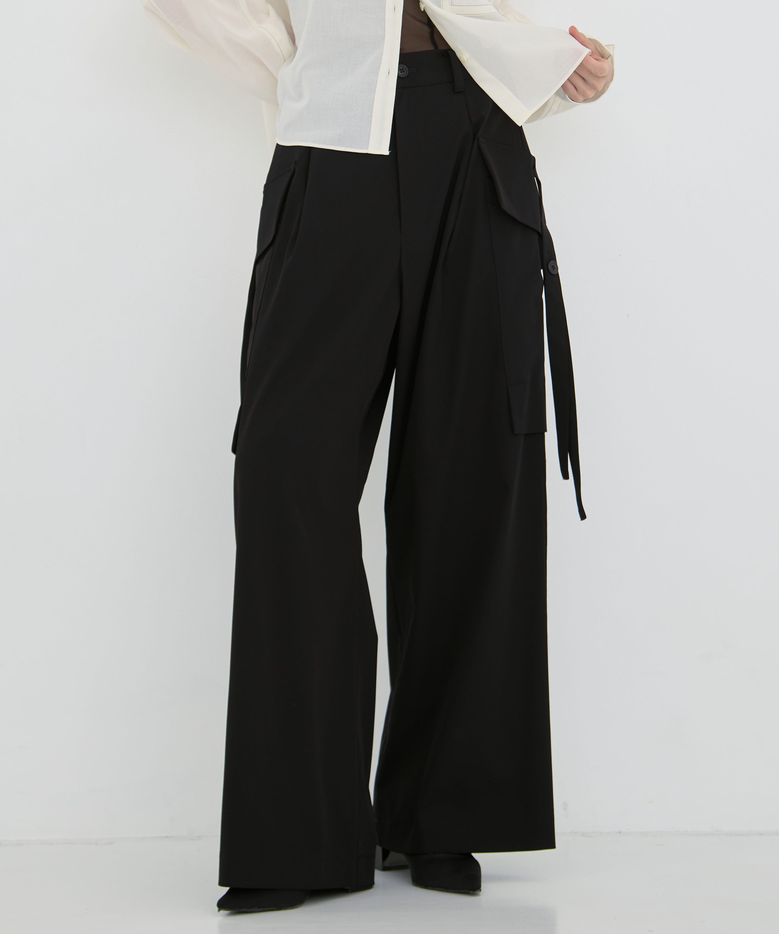 別注Wide-Leg Flap Pocket Pants
