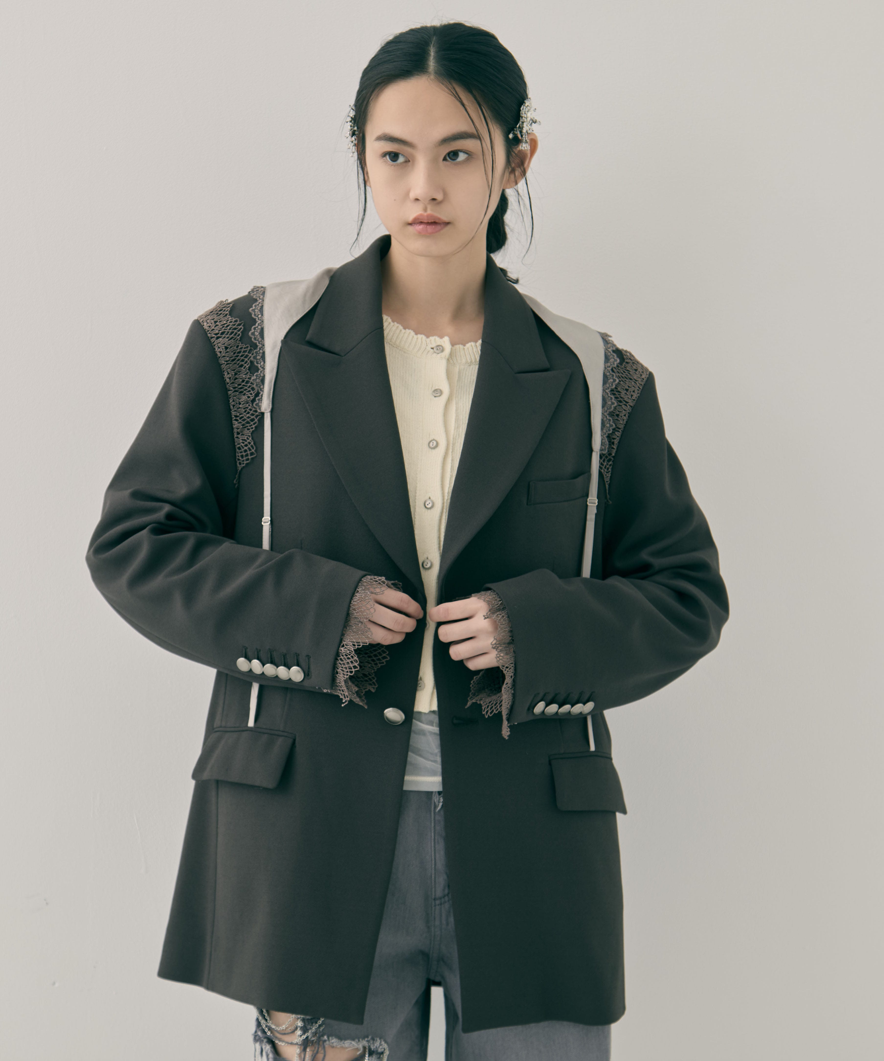 garter collar peaked lapel jacket