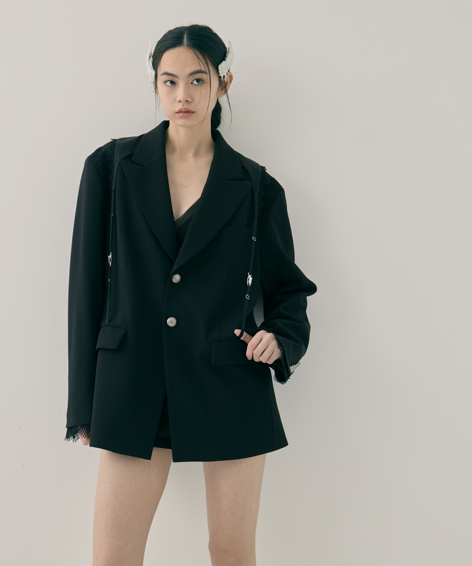 garter collar peaked lapel jacket