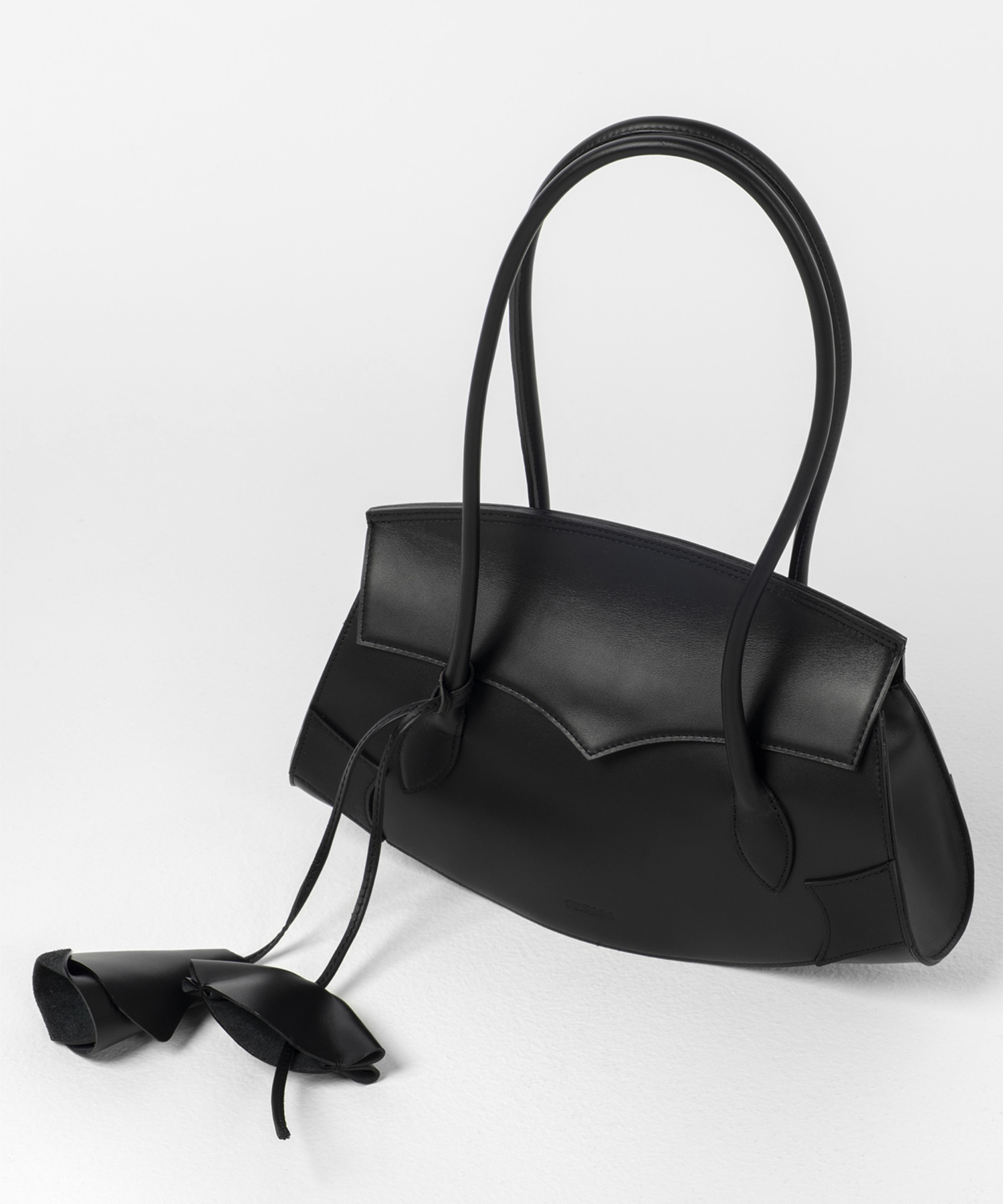 THE ARCH MINITHE ARCH MINI